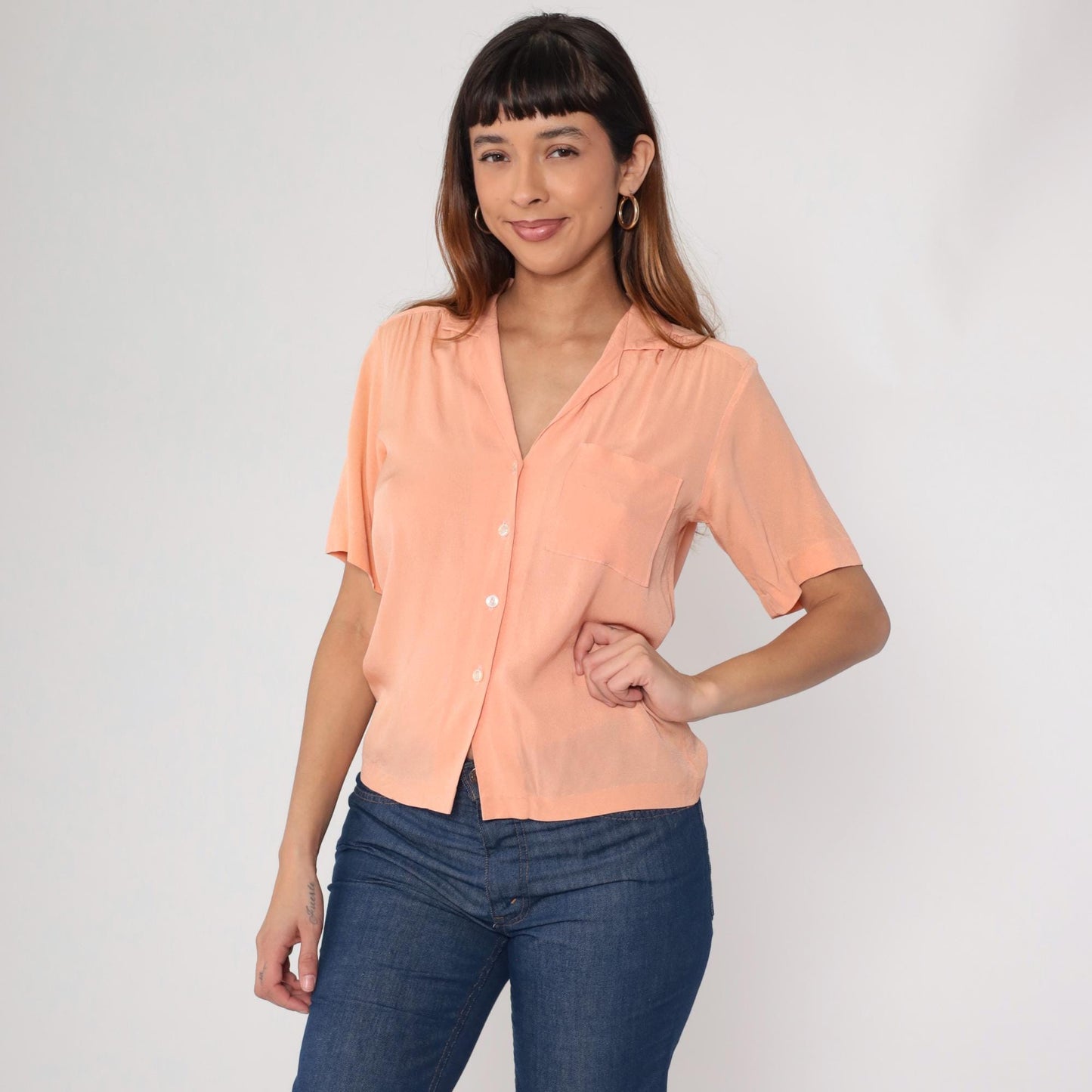 50s Peach Button-Down Blouse Rayon Blend V-Neck Short Sleeve Small