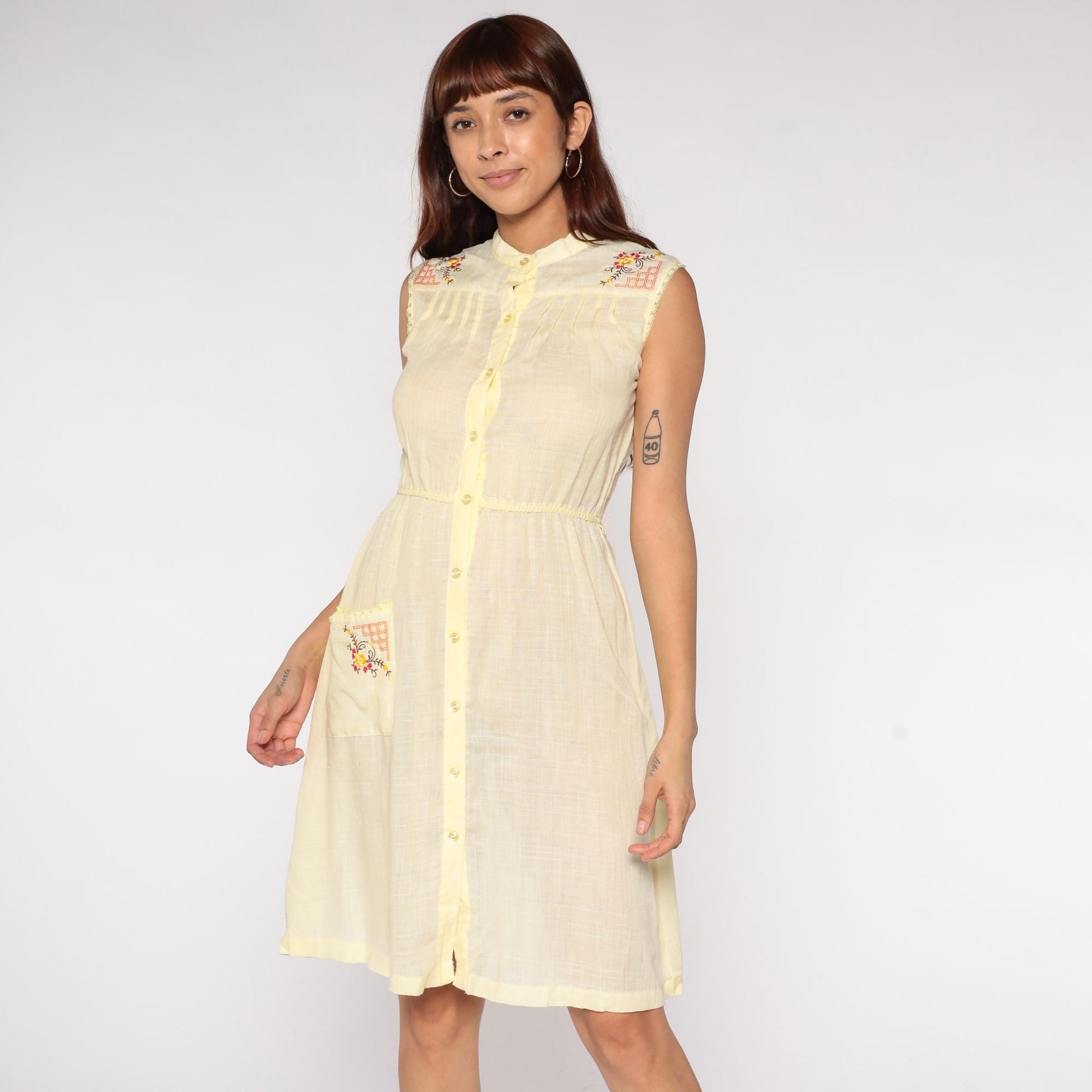 70s Sears Yellow Sleeveless Shirt Dress Floral Embroidery Small S