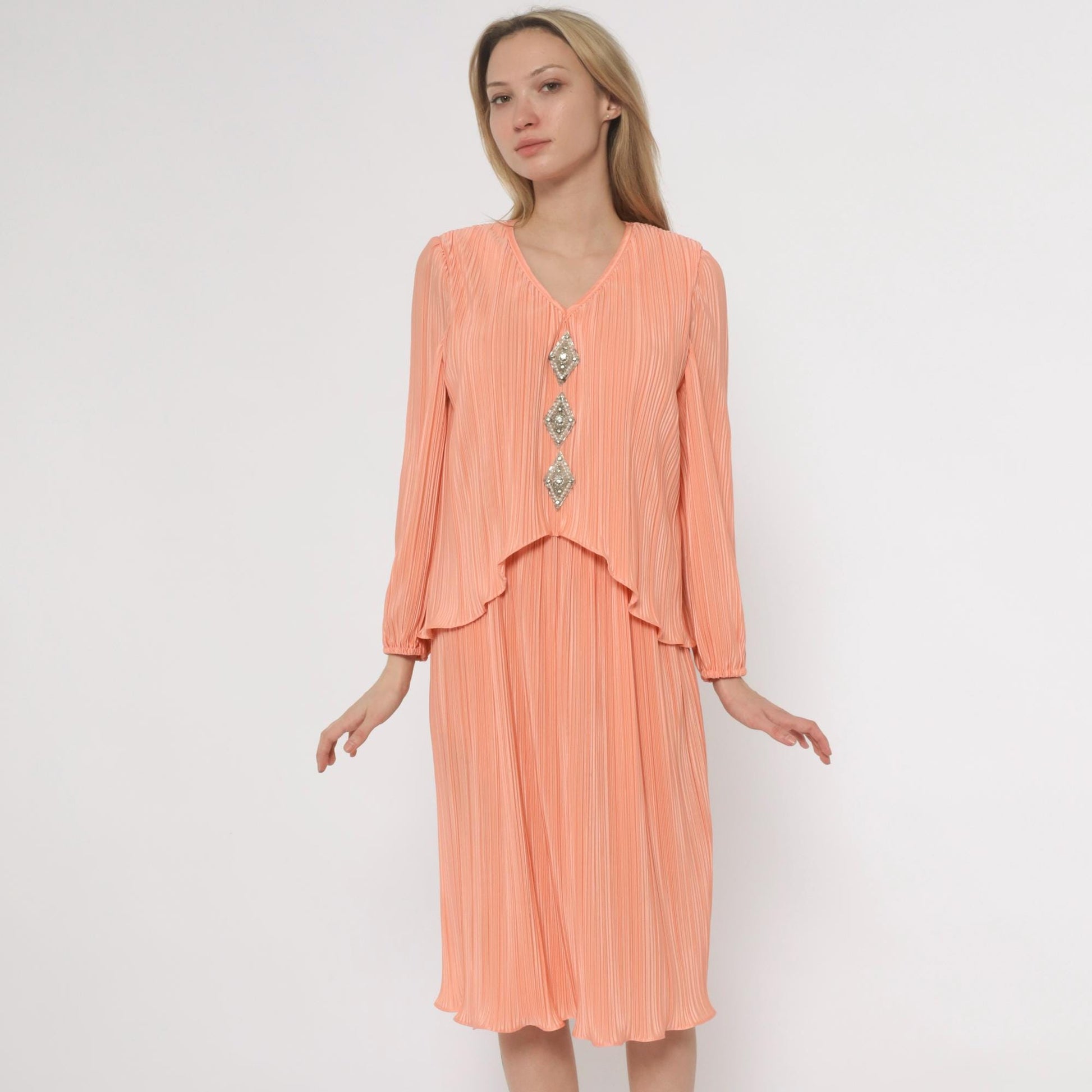 80s Carriage Court Peach Rhinestone Midi Dress Long Sleeve Pleated Large