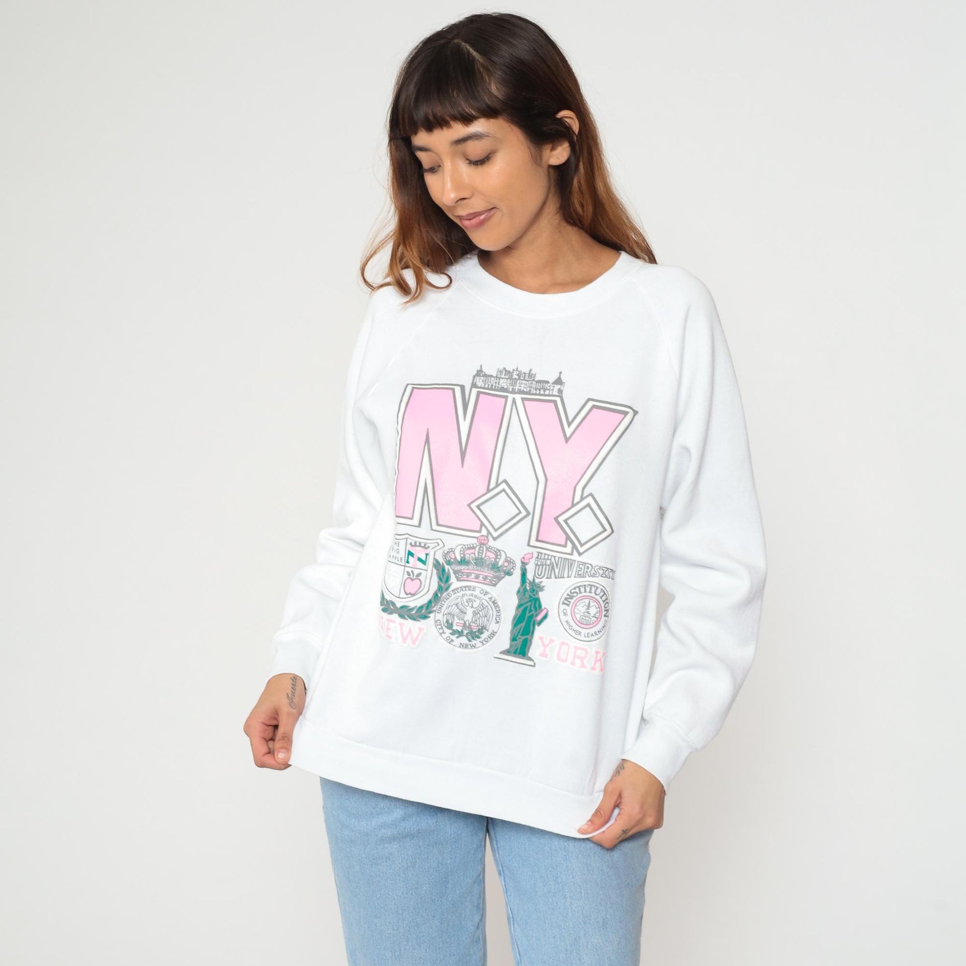 90s New York Sweatshirt Statue of Liberty Graphic White Pink Cotton Large L