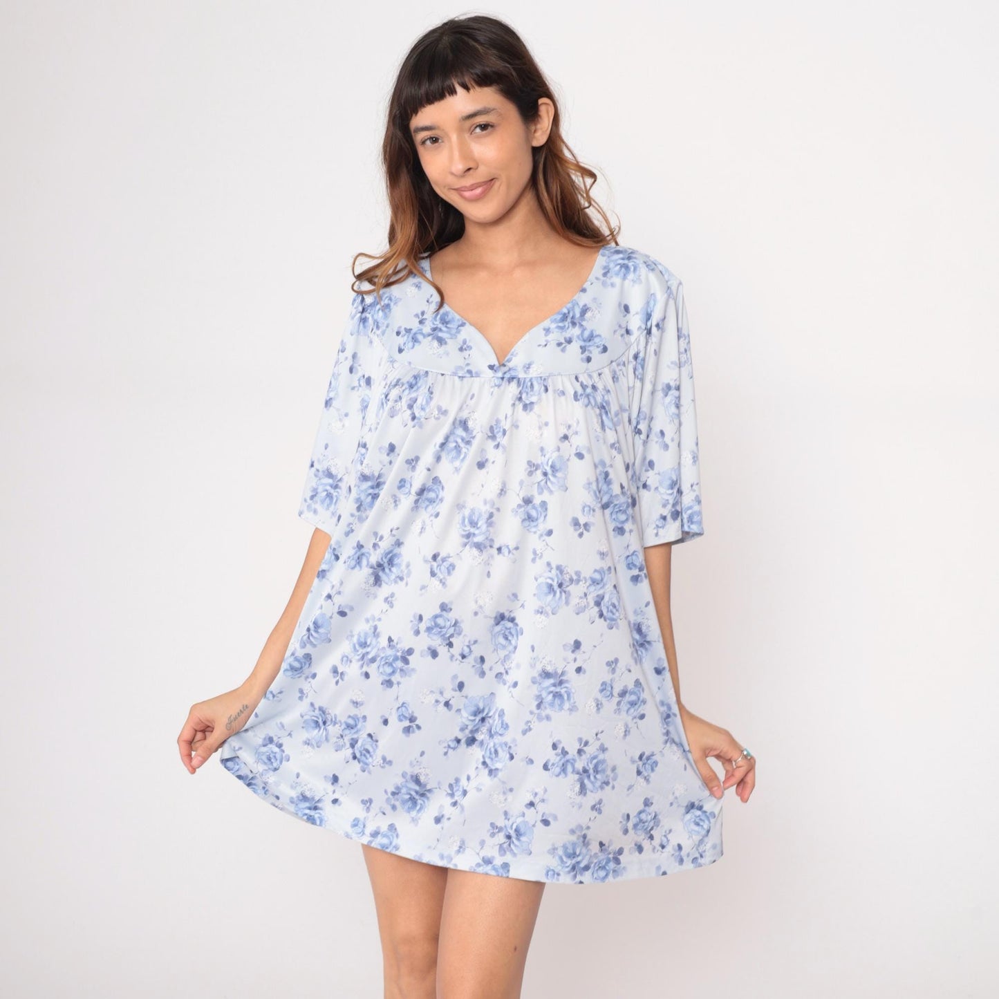 90s Blue Floral Nightgown White Peter Pan Collar Short Sleeve Plus Size XXL