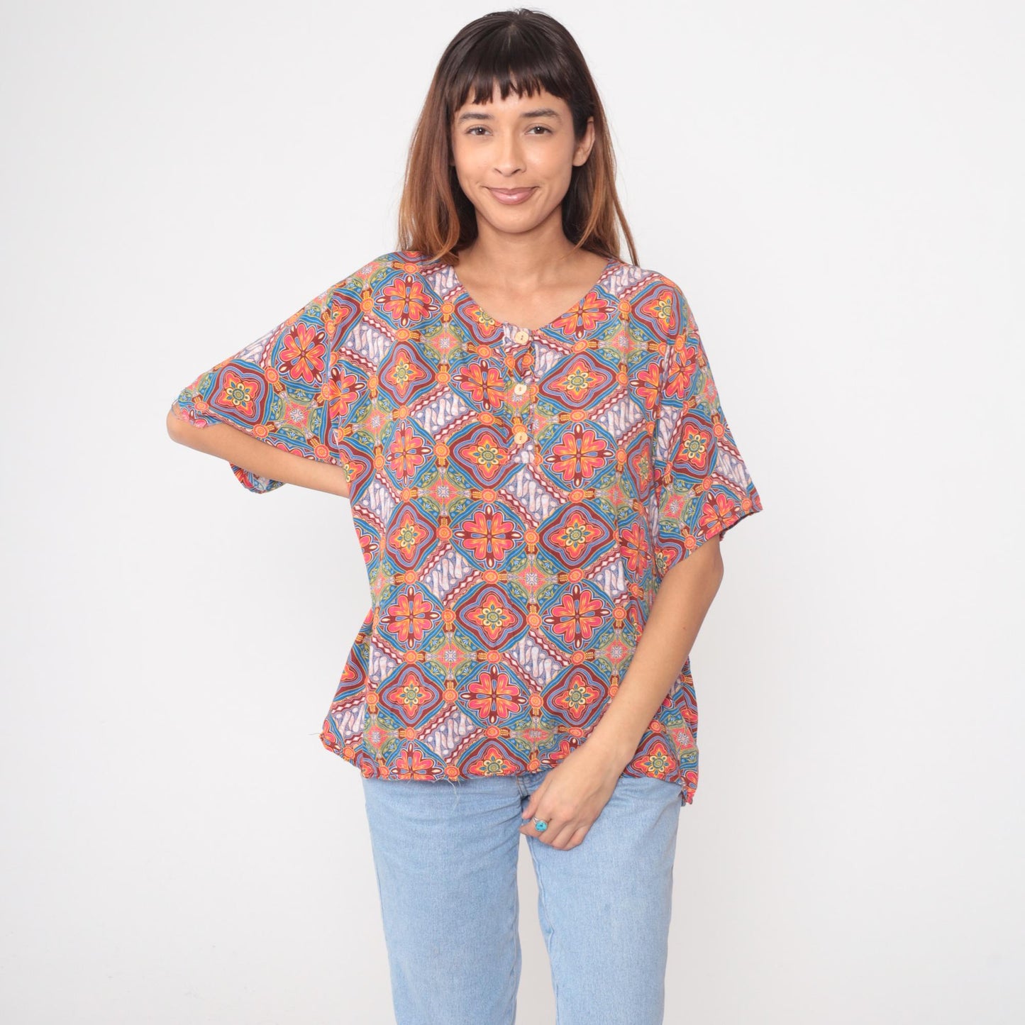 Y2K Batik Blouse Geometric Floral Button Front V Neck Short Sleeve Medium