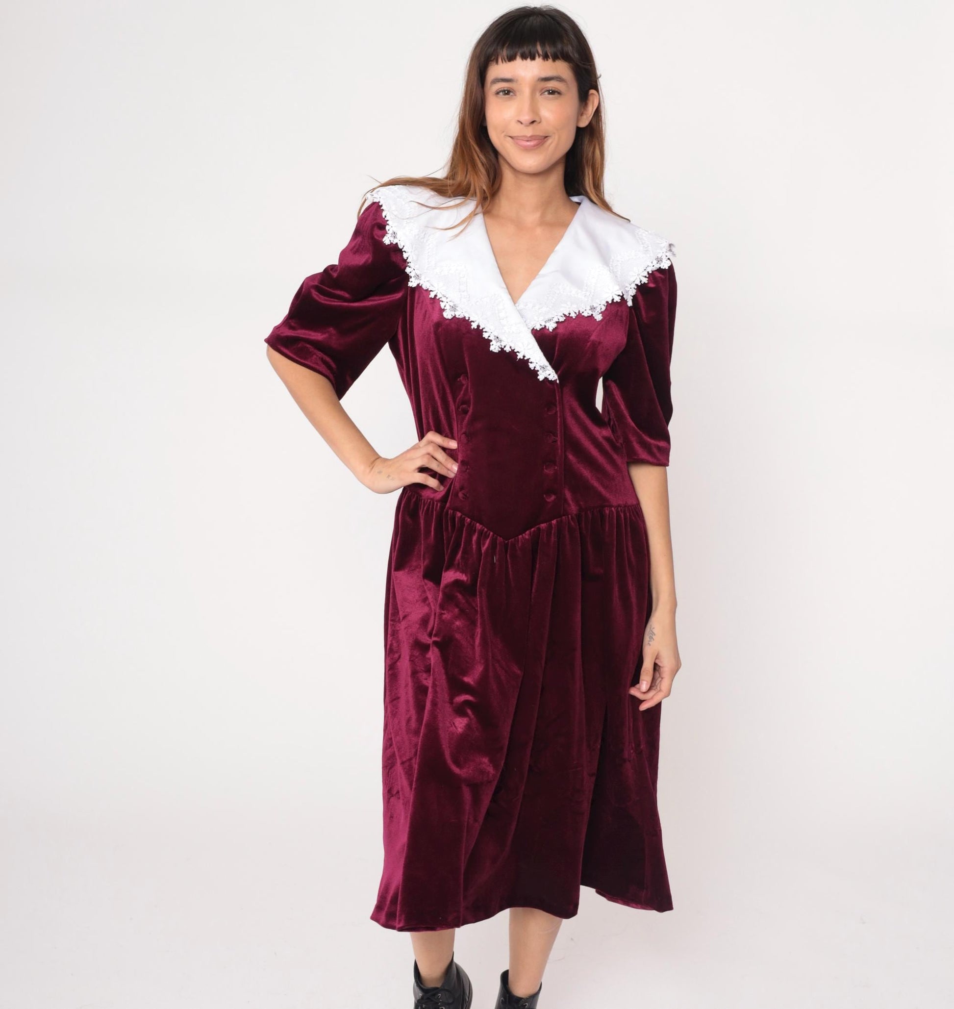 90s Burgundy Velvet Midi Dress White Lace Collar Drop Waist Puff Sleeves Large