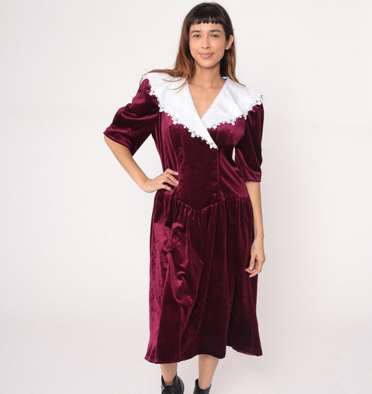 90s Burgundy Velvet Midi Dress White Lace Collar Drop Waist Puff Sleeves Large