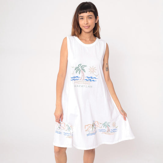 90s Mazatlan Mexico Embroidered White Cotton Shift Dress Large