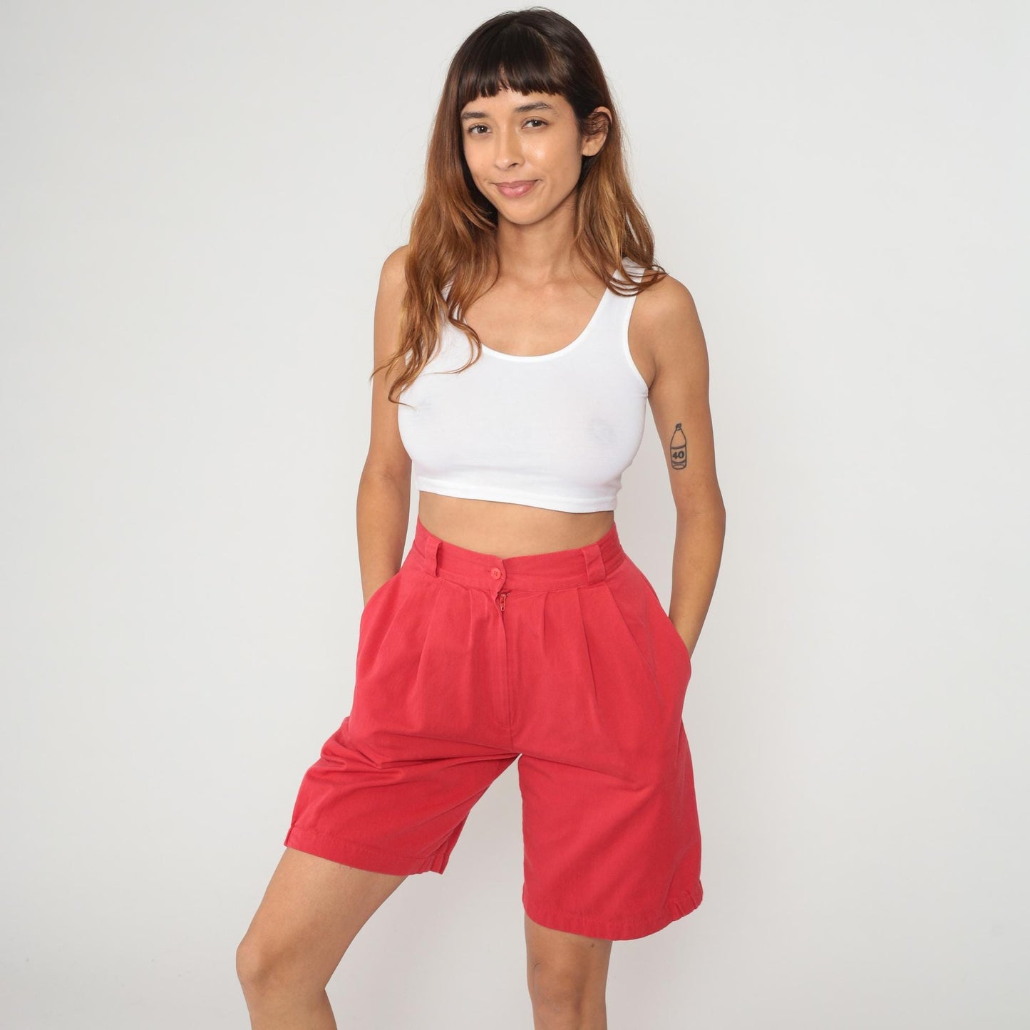 90s Bianca Nyqara Coral Red High-Waisted Pleated Shorts Small S