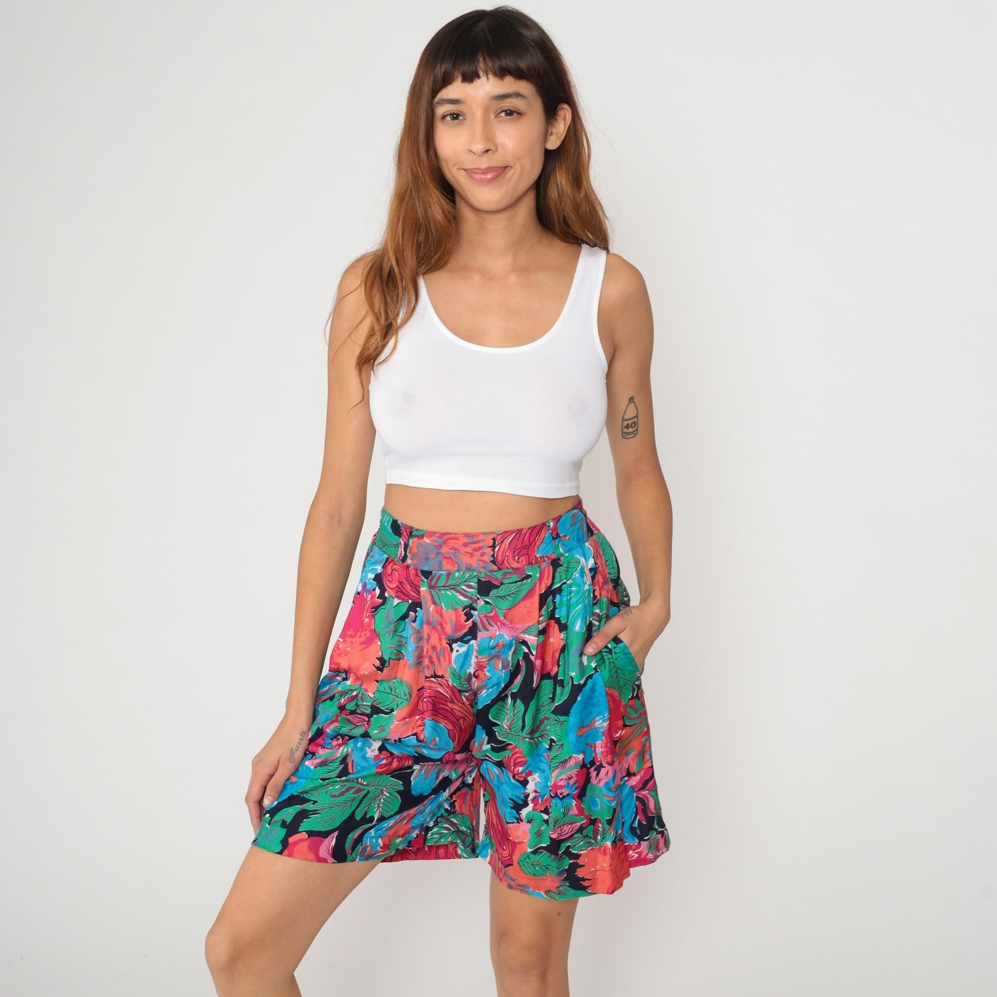 90s Tropical Floral High-Rise Shorts Rayon Black Pink Coral Small