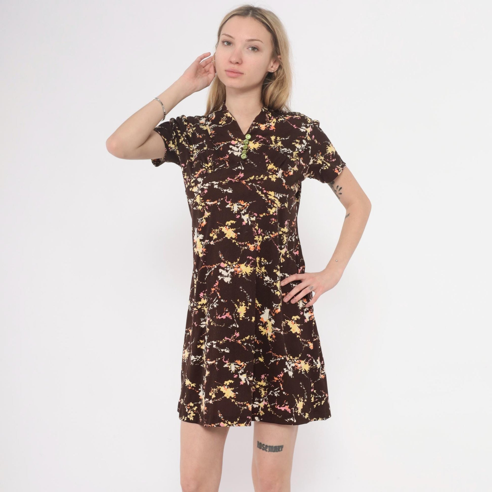 70s Brown Floral Mini Dress Collared Button Front A-Line Short Sleeve Medium M