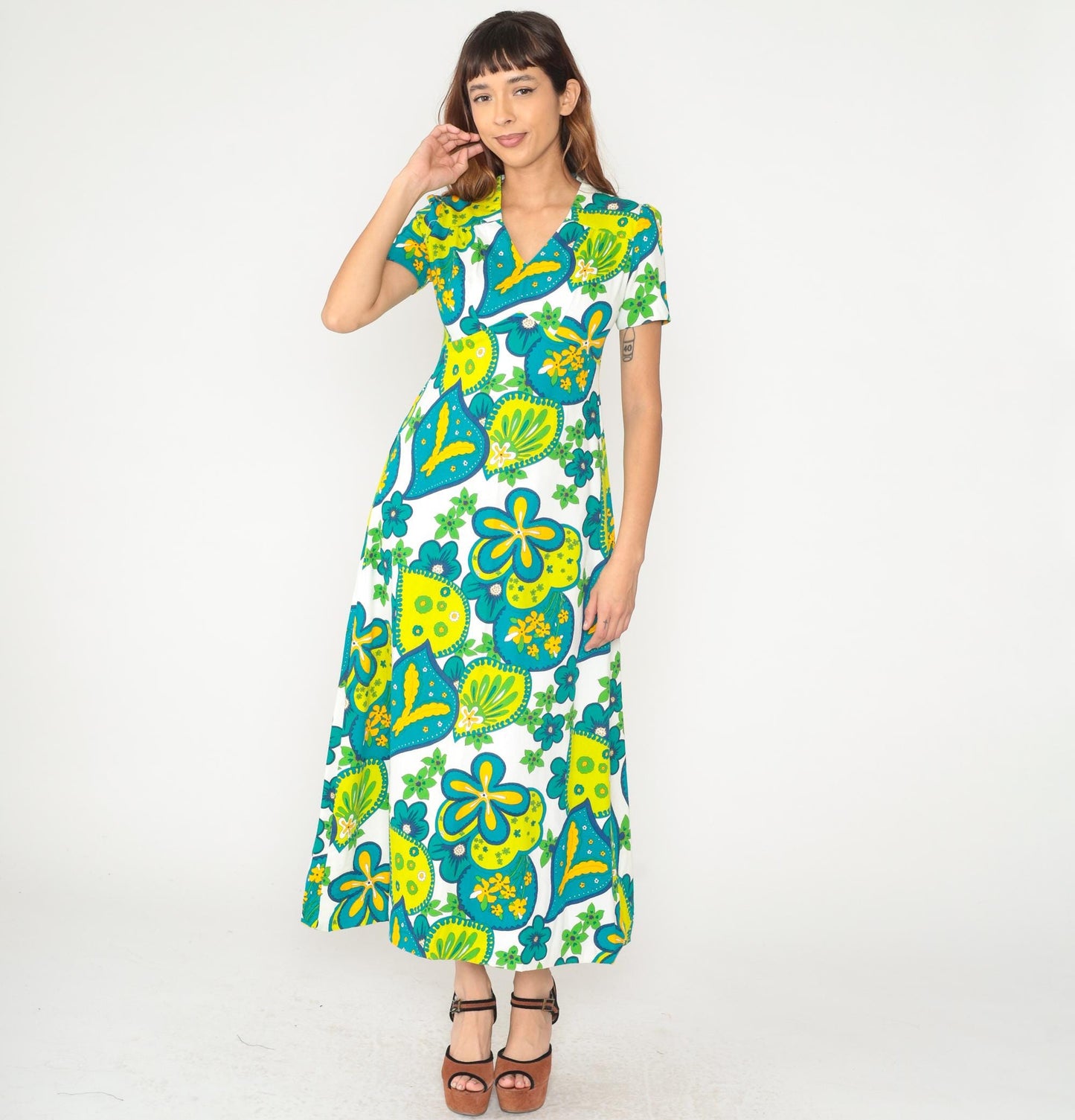 70s Psychedelic Floral Maxi Dress Bark Cloth Collared Short Sleeve Medium