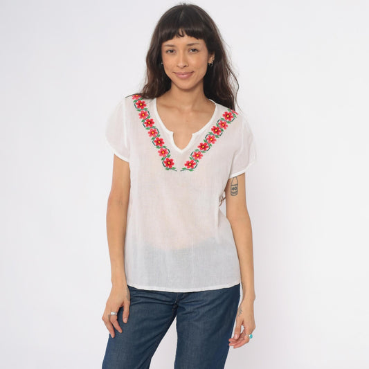 90s Mexican Embroidered Floral Blouse White Cotton V-Neck Peasant Top Large