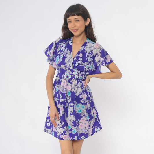 70s Purple Floral Wrap Dress Flutter Sleeve V-Neck Knee Length Small