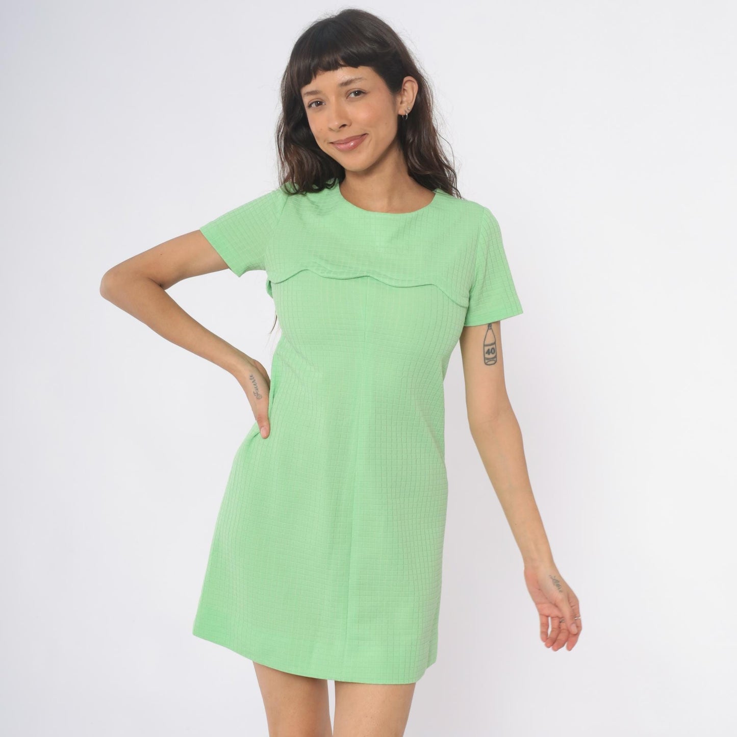 60s Mint Green Mini Shift Dress Scallop Trim Grid Texture Short Sleeve Extra Small XS
