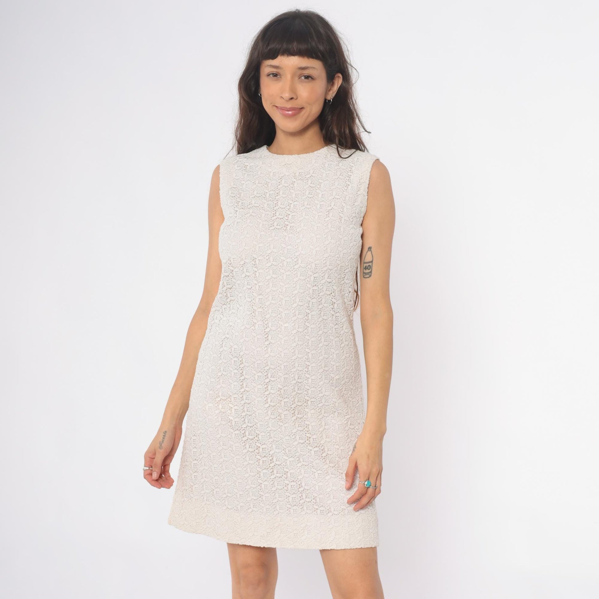60s Cream Lace Shift Dress Sleeveless A-Line Mini Round Neck Small S