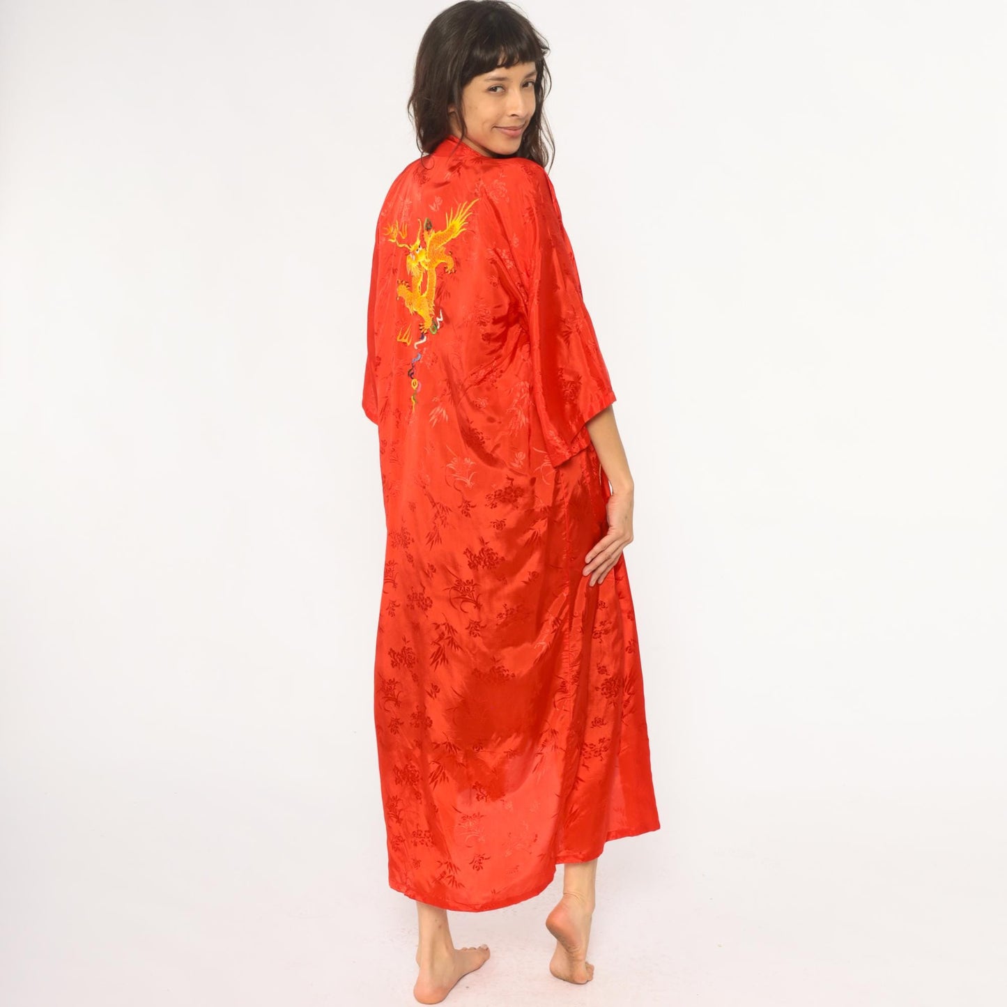 80s Dragon Kimono Robe Red Satin Embroidered Dressing Gown Medium