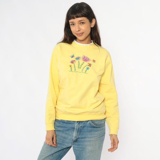 90s Yellow Floral Embroidered Sweatshirt Butterfly Garden Crewneck Medium M