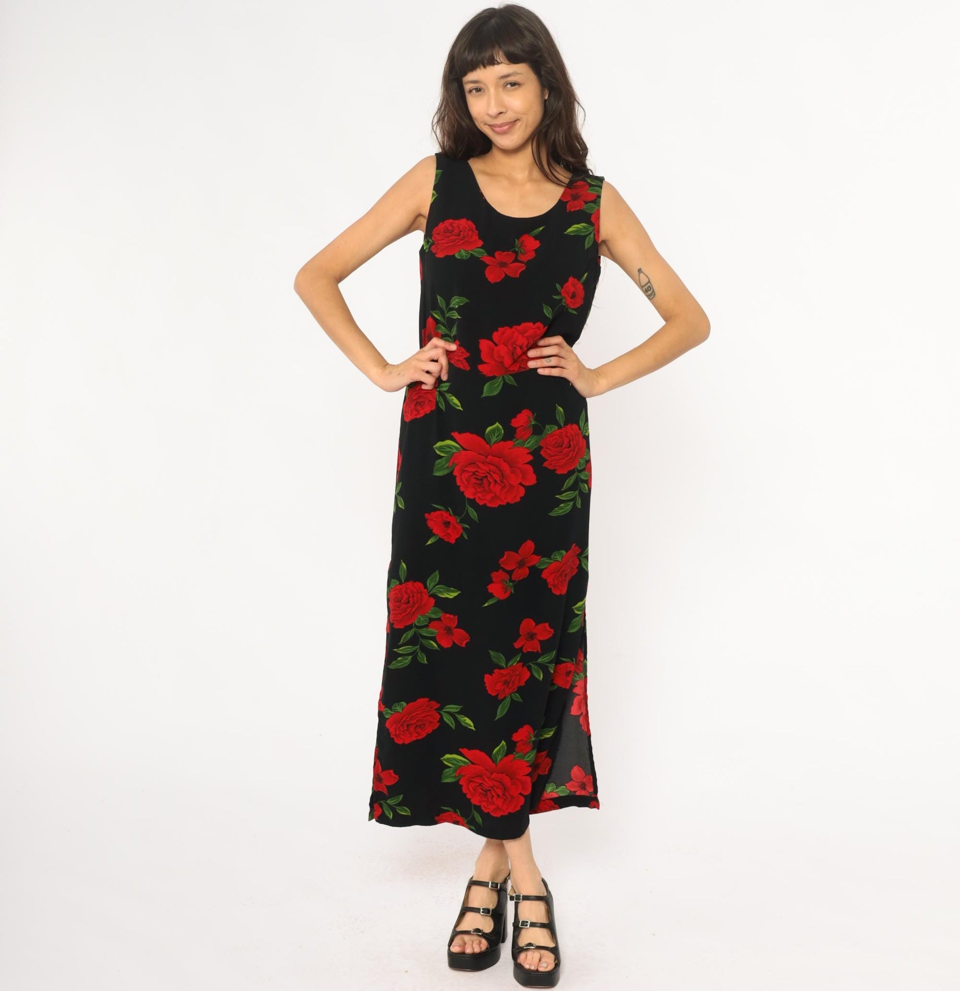 90s Black Maxi Dress Red Rose Floral Print Sleeveless Scoop Neck Medium