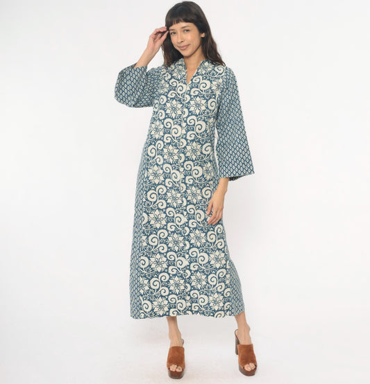 70s Blue Floral Maxi Dress Cotton Kaftan V-Neck Button Front Small
