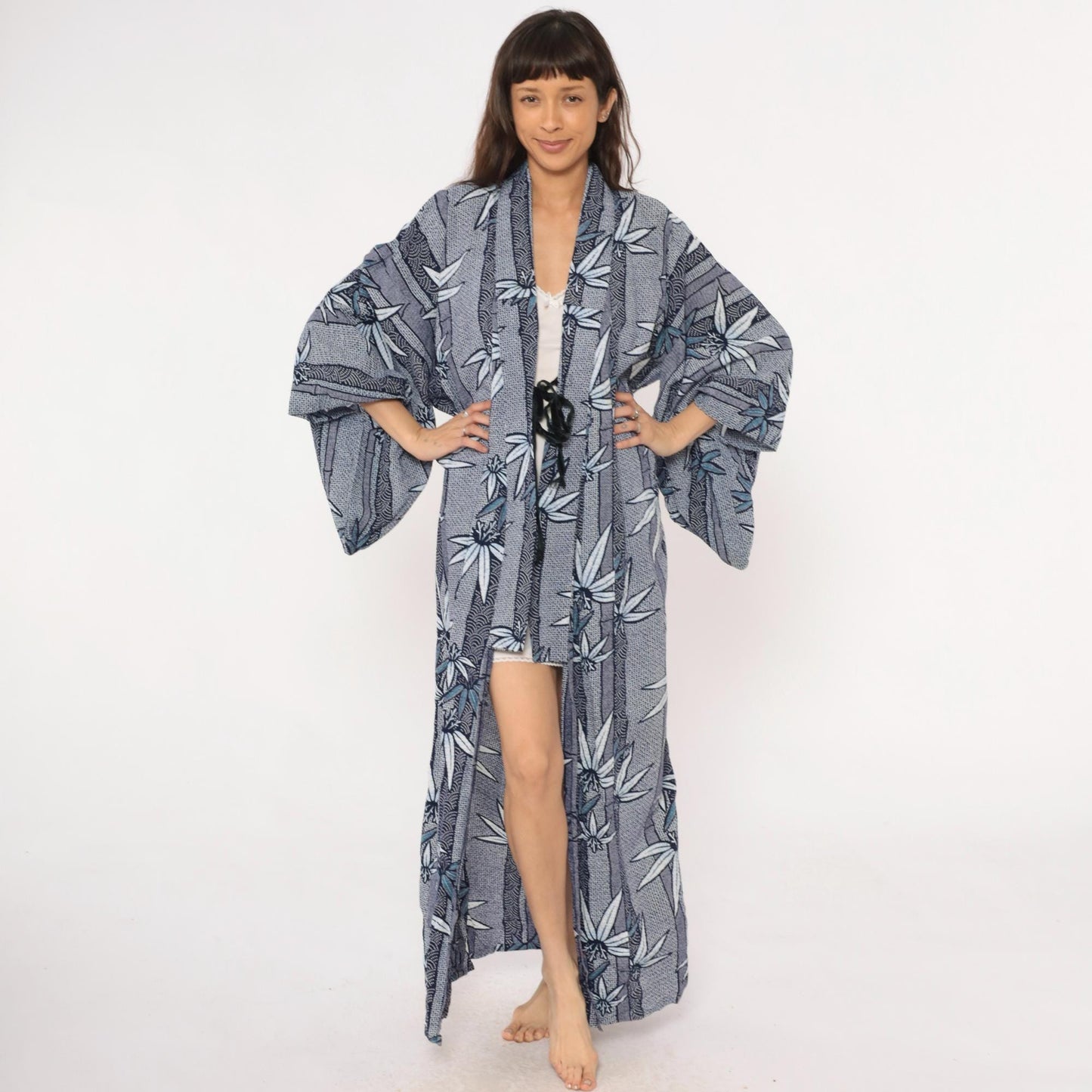 80s Blue White Botanical Kimono Robe Maxi Floral Leaf Print Medium