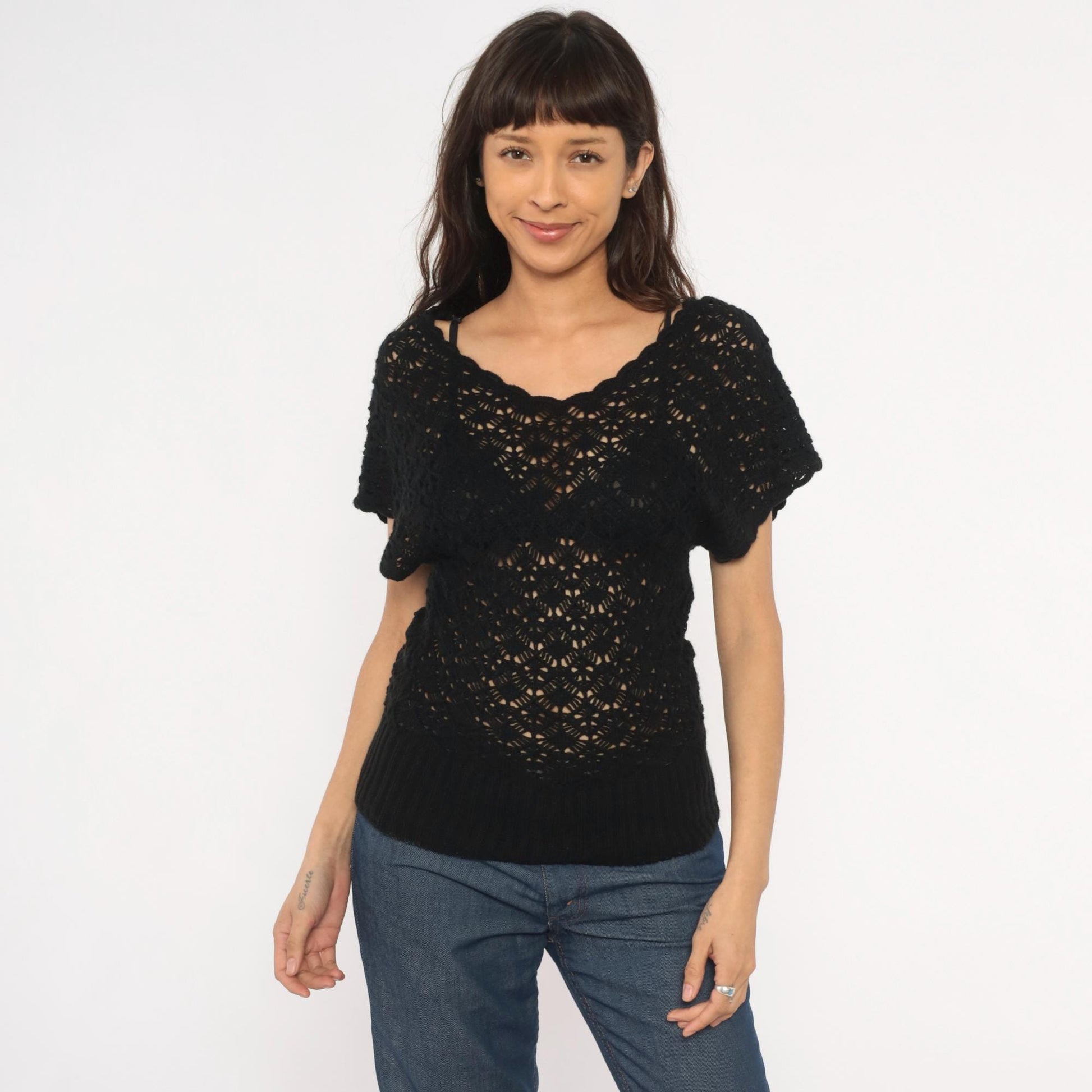2000s CoolWear Black Crochet Top Scalloped V-Neck Short Sleeve Medium M