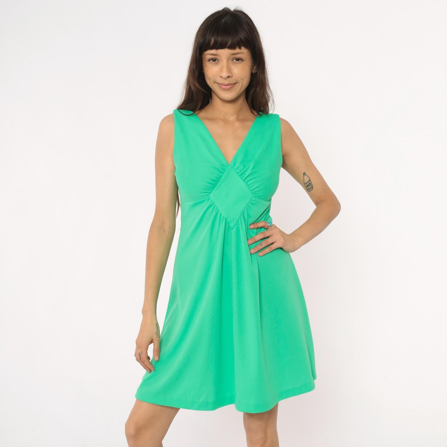 70s Mint Green Mini Dress V-Neck Ruched Bodice Sleeveless A-Line Medium M