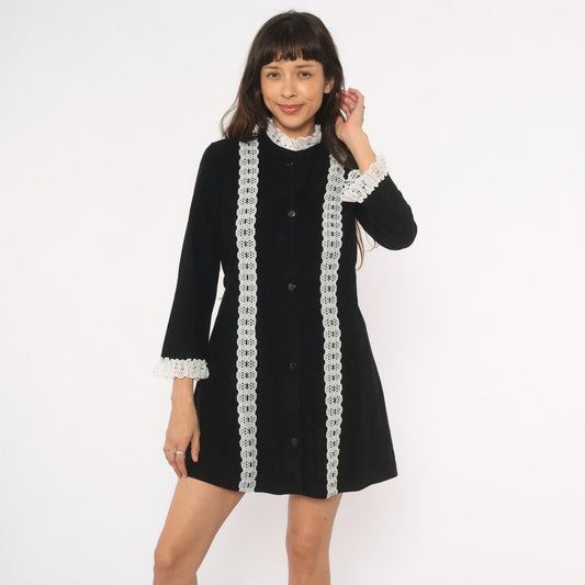70s Black Velvet Mini Dress White Lace Trim High Neck Button Front A-Line Small S