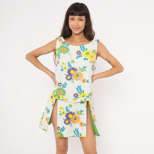 70s Daisy Print Sleeveless Shift Dress White Floral Mini Scoop Neck Small