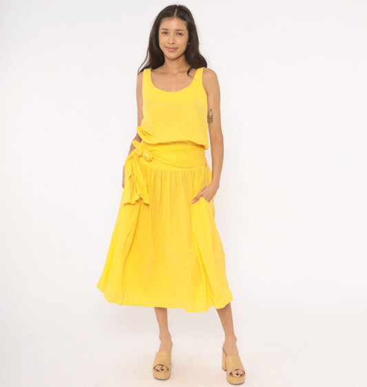 90s Yellow Cotton Sundress Scoop Neck Gathered Midi Tie Sash Medium M