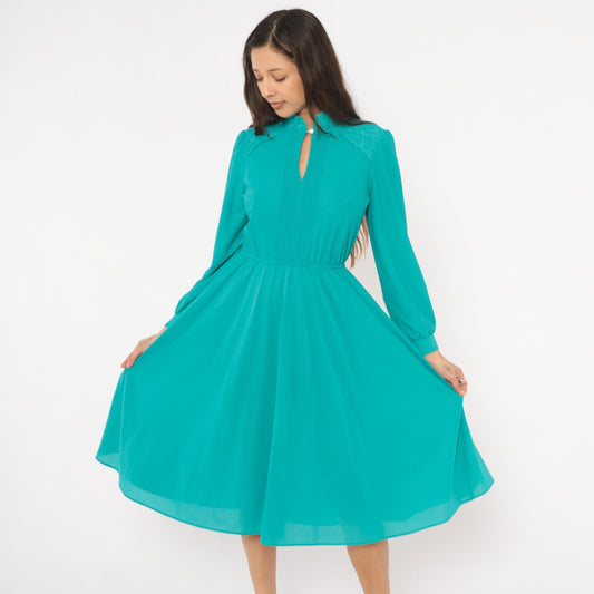 1970s Jane Baar Teal Knee-Length Dress Lace Collar Pintuck Bodice Small S