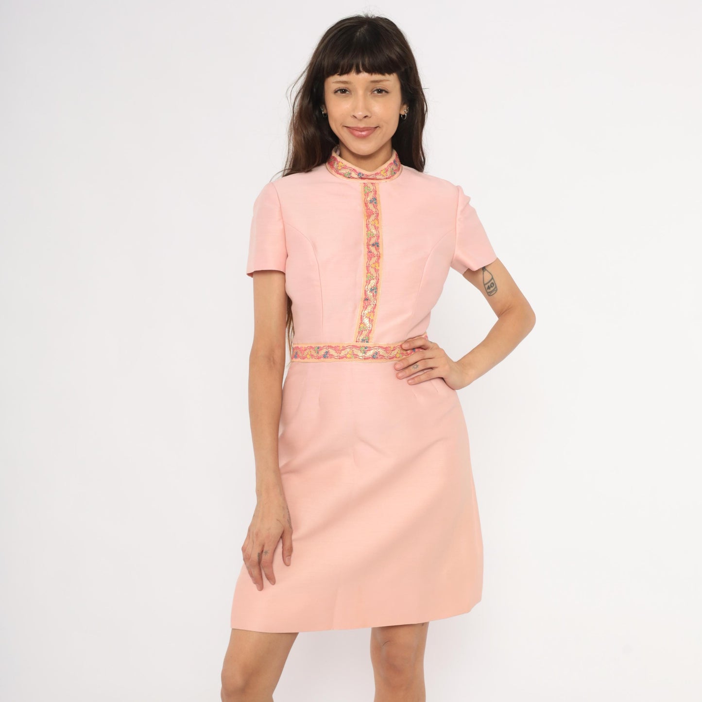 1960s Wool Silk Mandarin Collar Dress Pink Floral Embroidered Trim Knee-Length Small