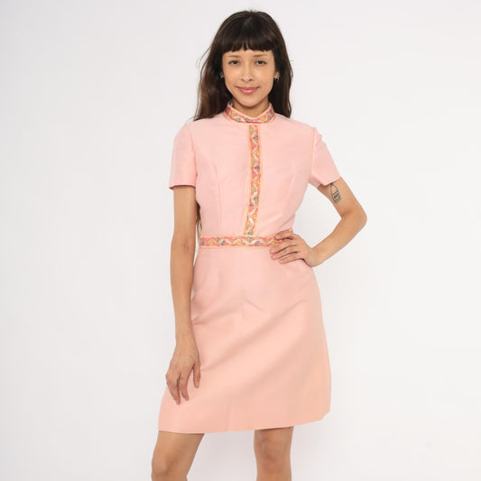 1960s Wool Silk Mandarin Collar Dress Pink Floral Embroidered Trim Knee-Length Small