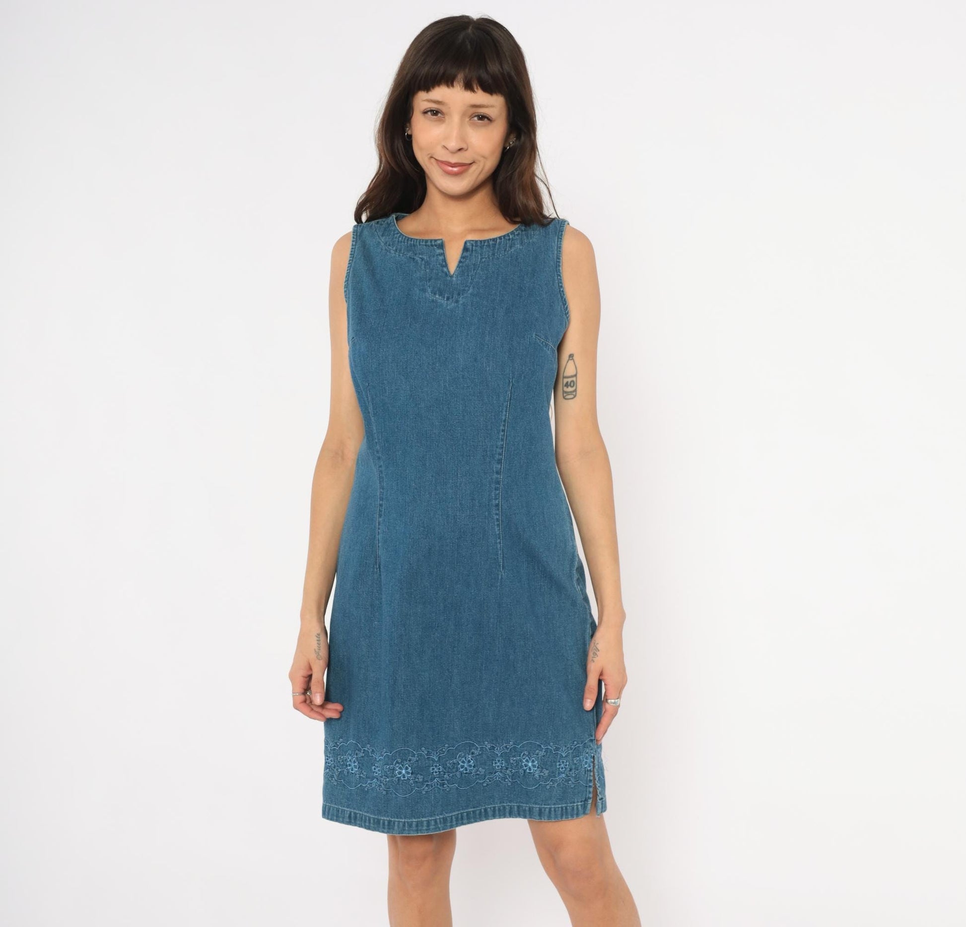 90s Cherokee Denim Shift Dress Embroidered Floral Hem Notch Neck Blue Small S