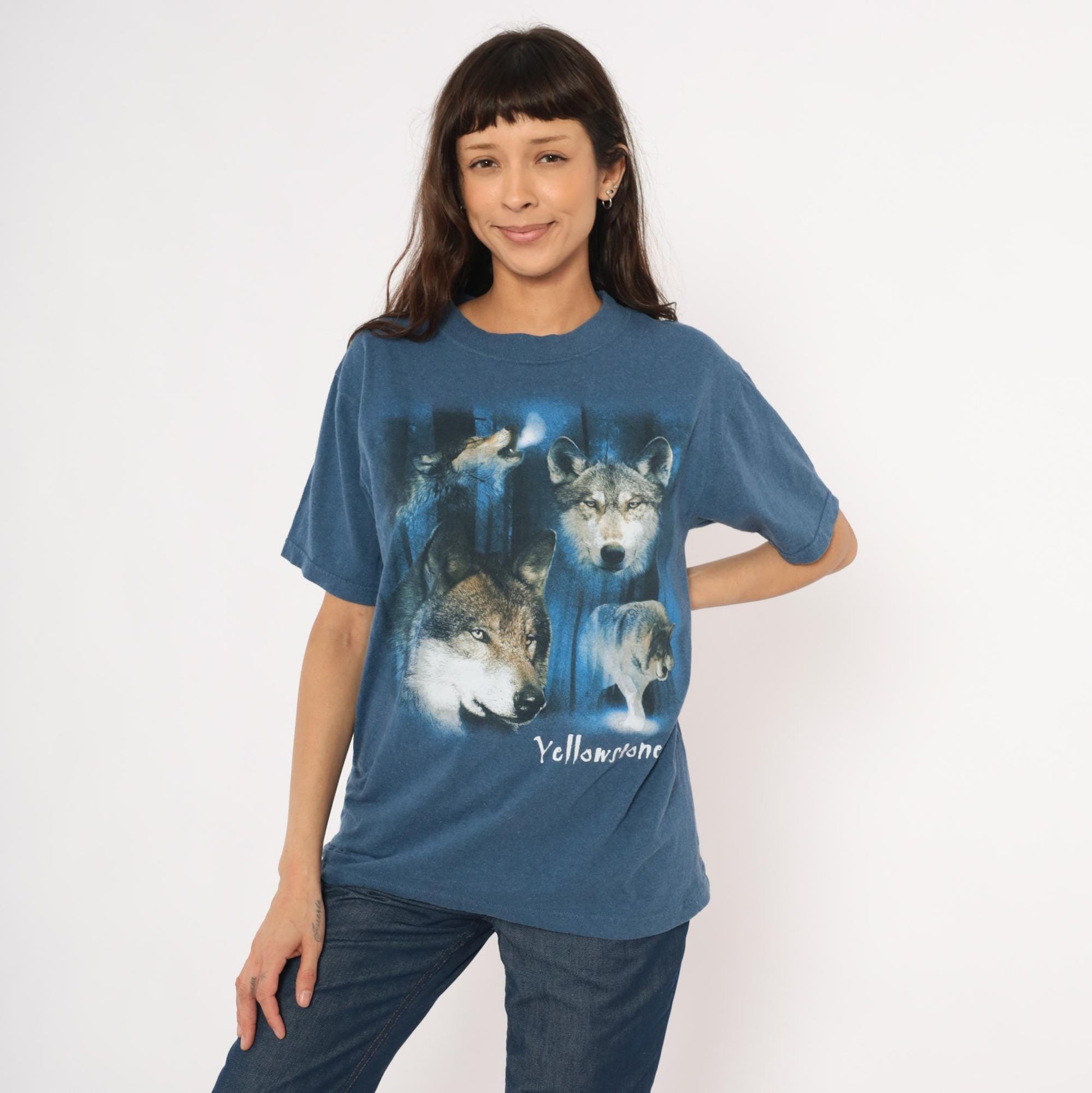 2000s Eco Mountain Yellowstone Wolf Graphic Tee Blue Medium M