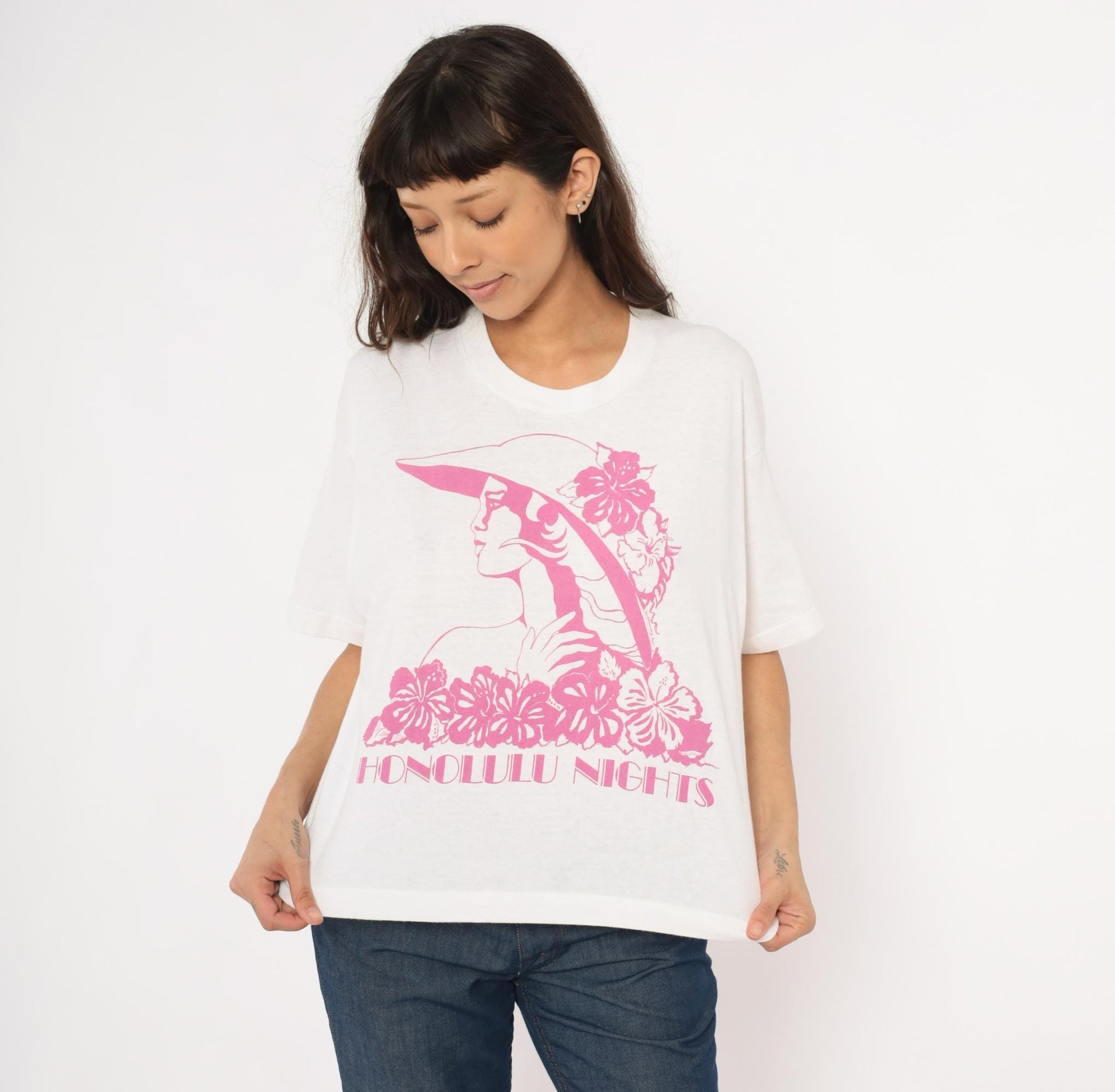 90s Honolulu Nights Fruit of the Loom Crop Tee White Pink Hibiscus Medium Large