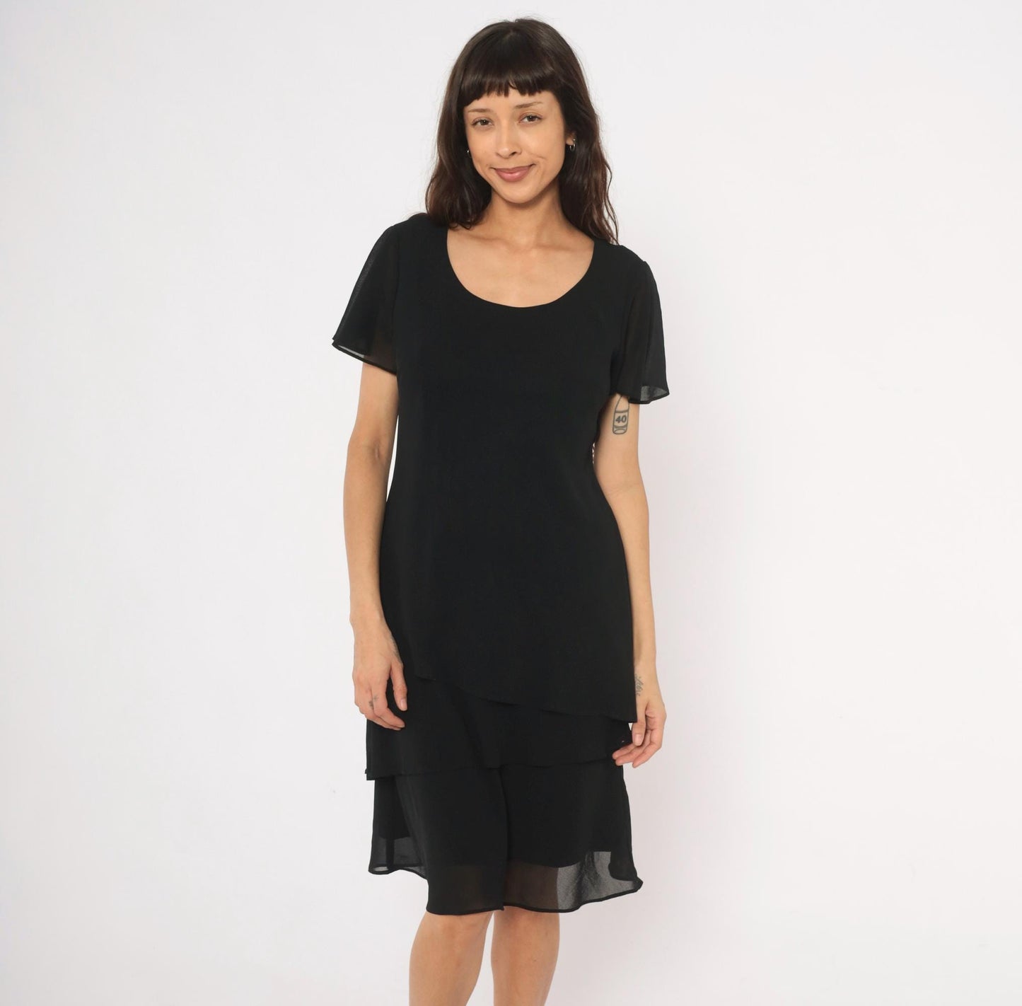 90s Black Knee-Length Chiffon Dress Flutter Sleeve Tiered Hem Medium