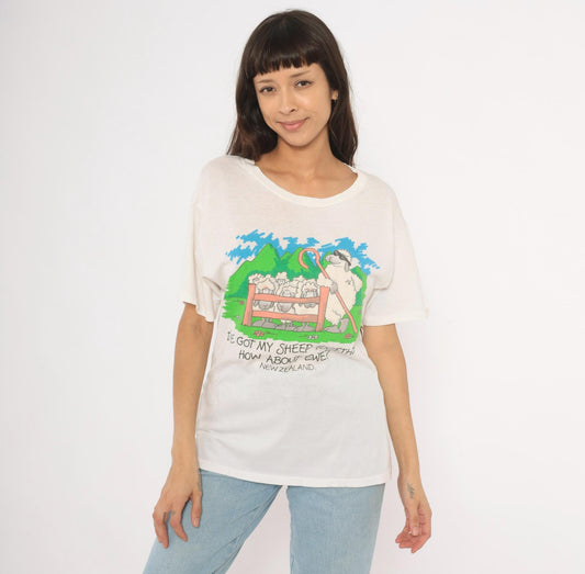 90s New Zealand Sheep Pun Graphic Tee White Cotton Scoop Neck Medium
