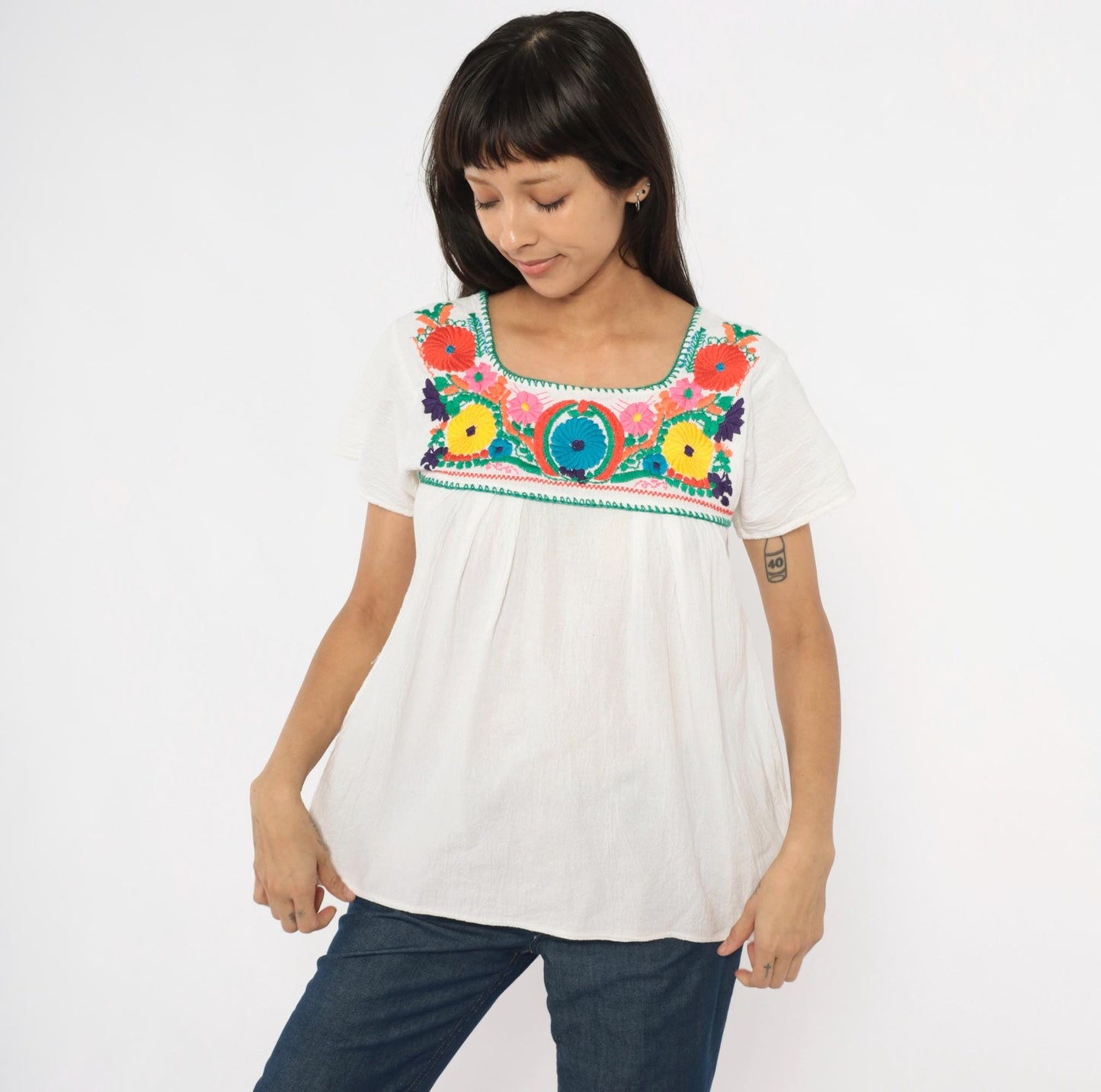 2000s Mexican Embroidered White Cotton Peasant Blouse Floral Small