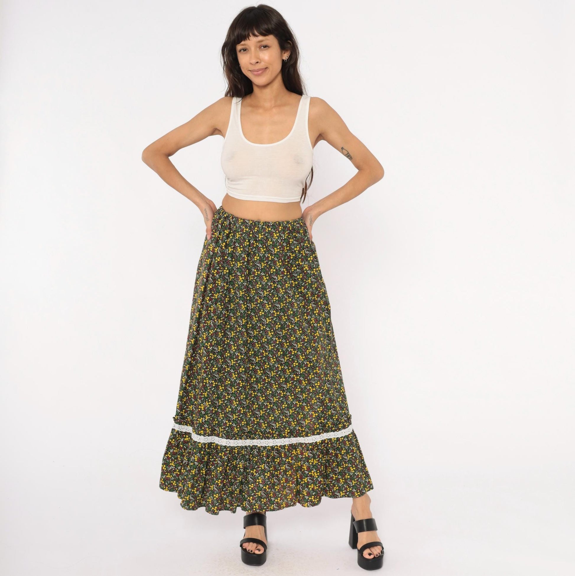 70s Black Ditsy Floral Maxi Skirt Cotton Ruffle Eyelet Lace Trim Extra Small