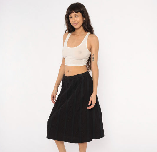 2000s Susan Graver Black Eyelet Knit A-Line Skirt Knee-Length Medium M