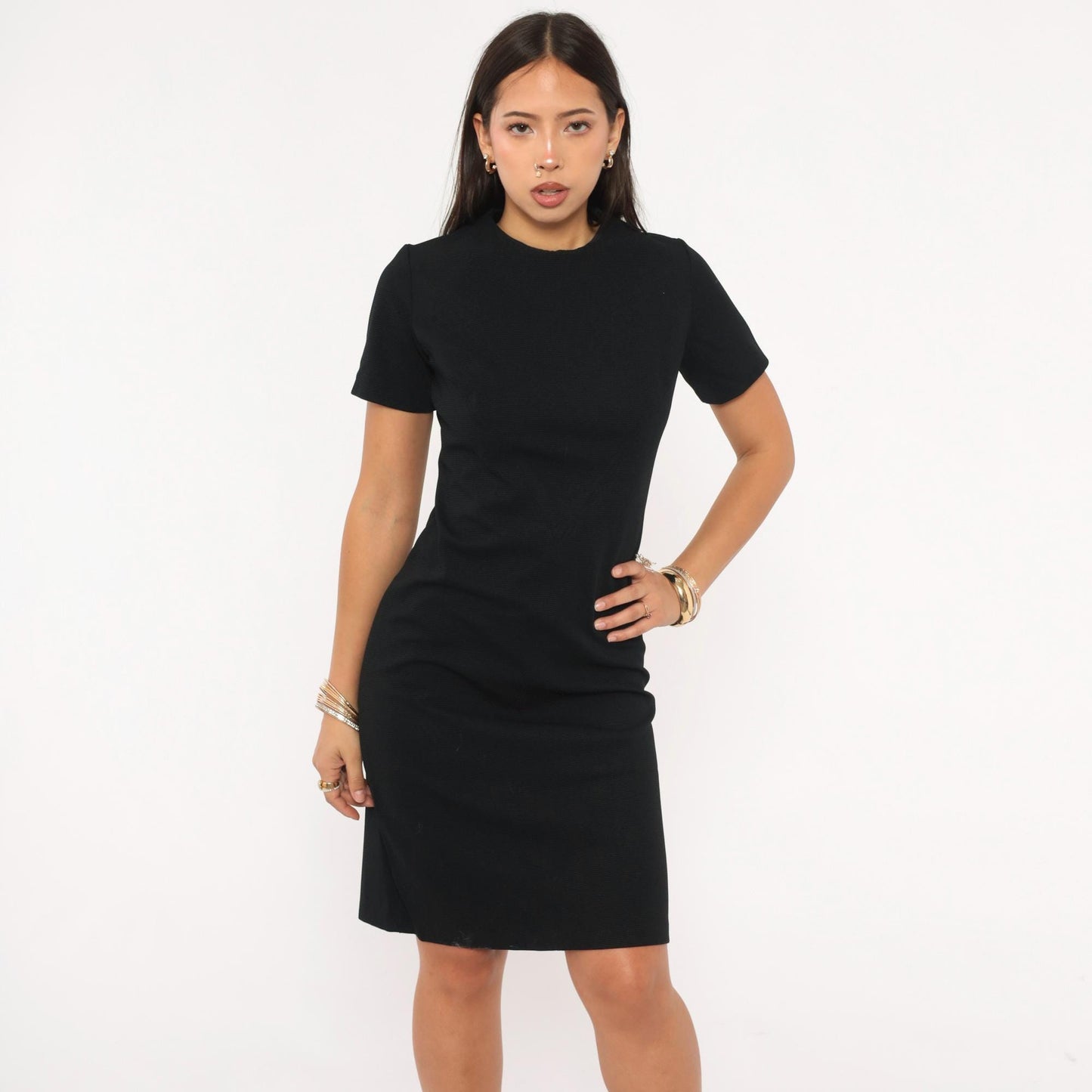 70s Black Shift Dress Crew Neck Short Sleeve Knee Length Small