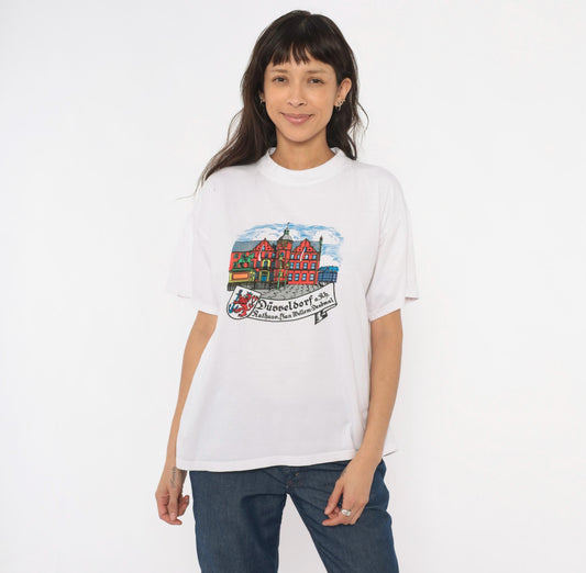 90s B & C Düsseldorf Rathaus Graphic Tee White Cotton Crew Neck Large L