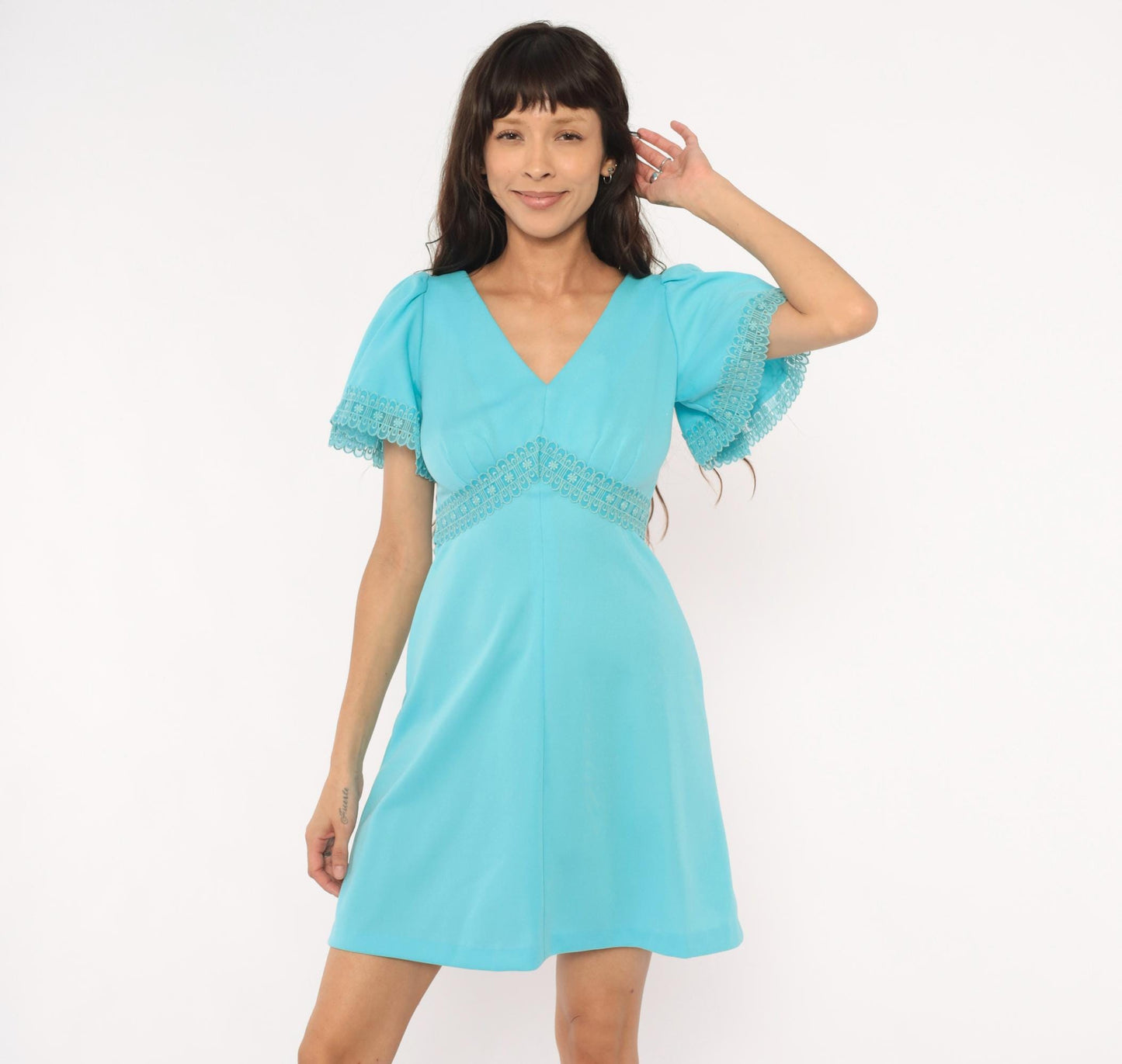 70s Sky Blue Mini Dress Flutter Sleeve V-Neck Scalloped Lace Embroidered Small