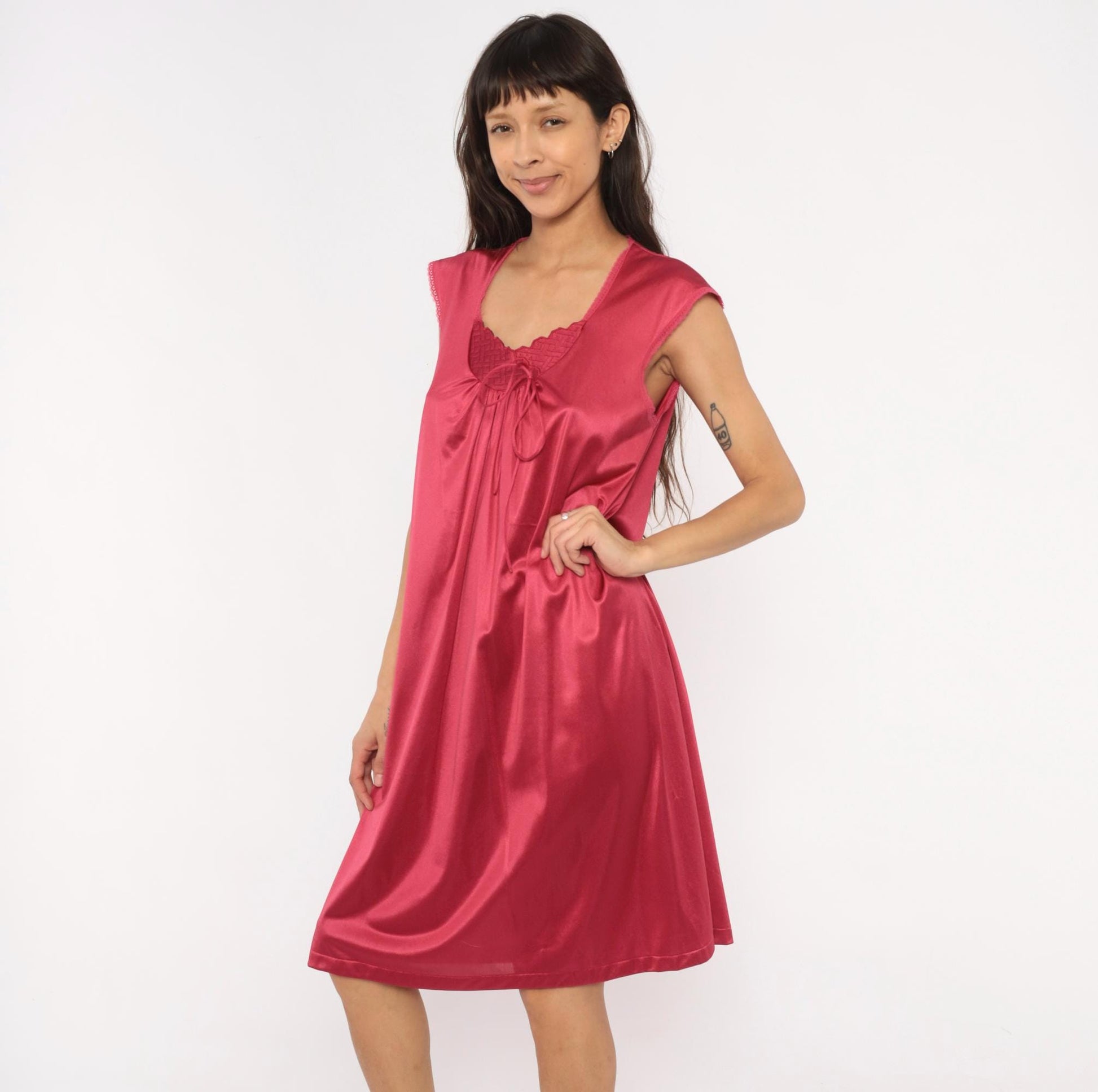 80s JCPenney Burgundy Nightgown Scalloped Yoke Cap Sleeve Knee-Length Medium
