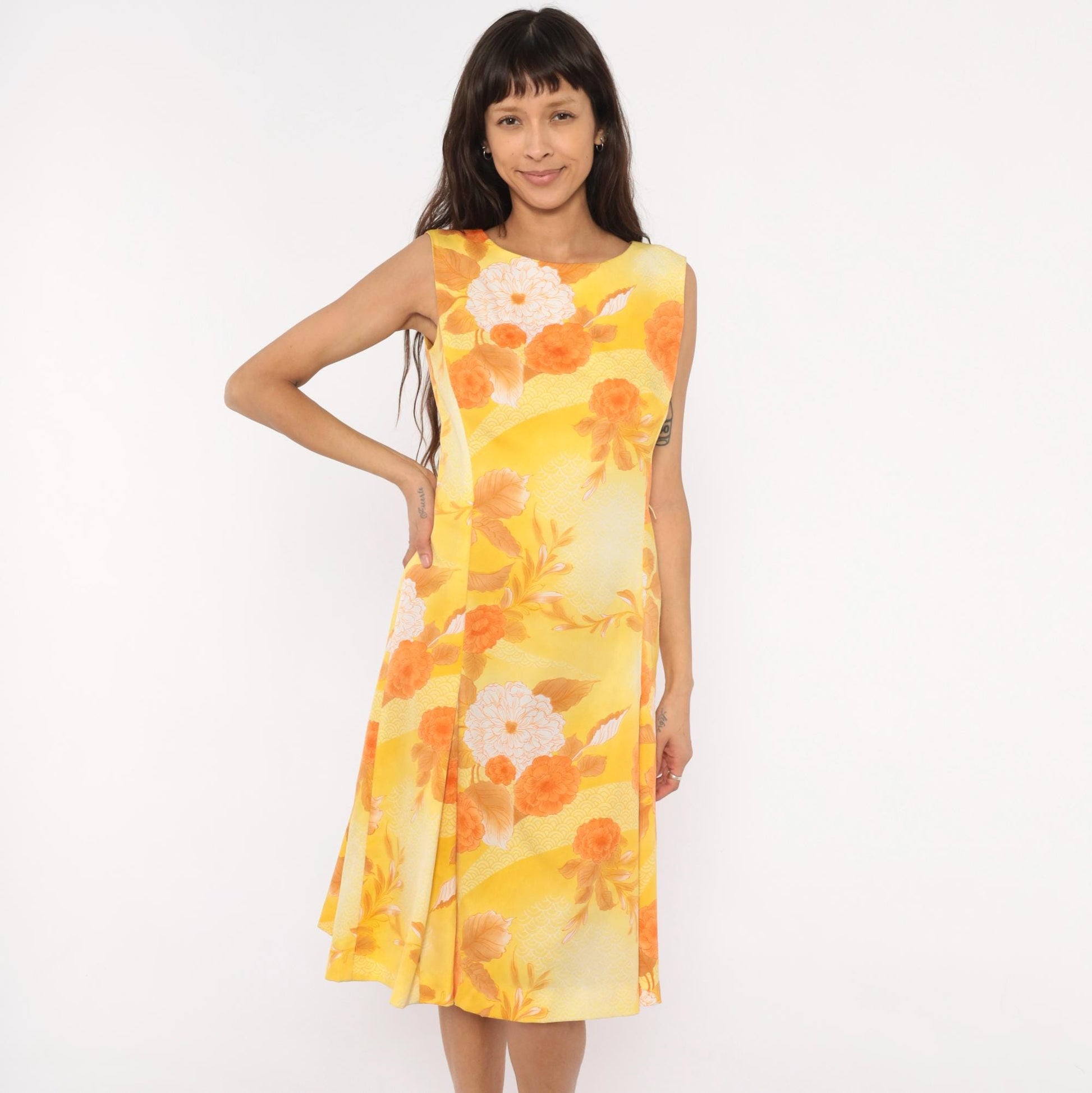 1970s Polynesian Casuals Floral Dress Yellow Orange Peony Knee-Length Small
