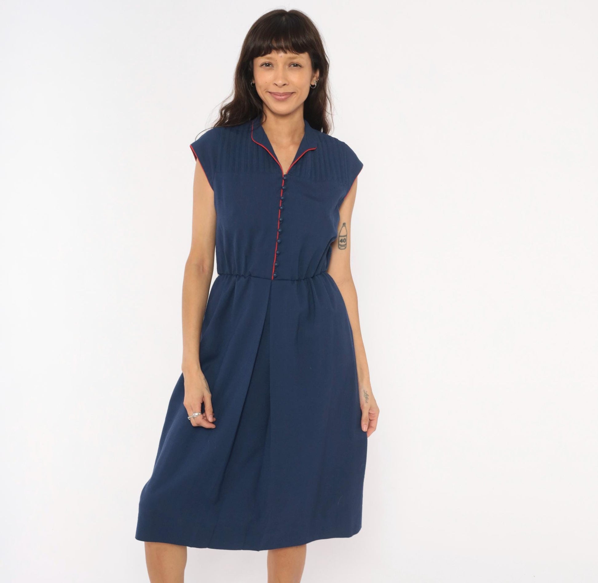 80s Leslie Fay Navy Pintuck Shirtdress Red Piping V-Neck Knee-Length Small Medium