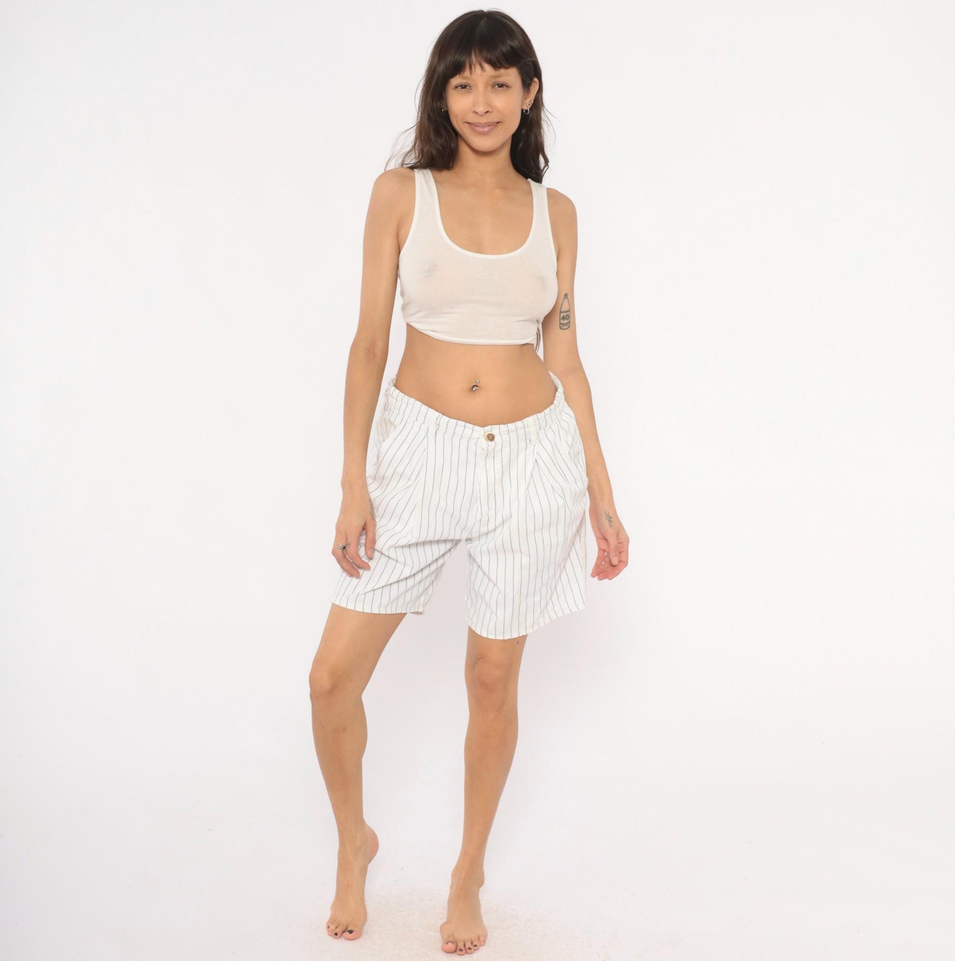 90s Levi's Pinstripe Bermuda Shorts White Navy Pleated Front Cotton Medium