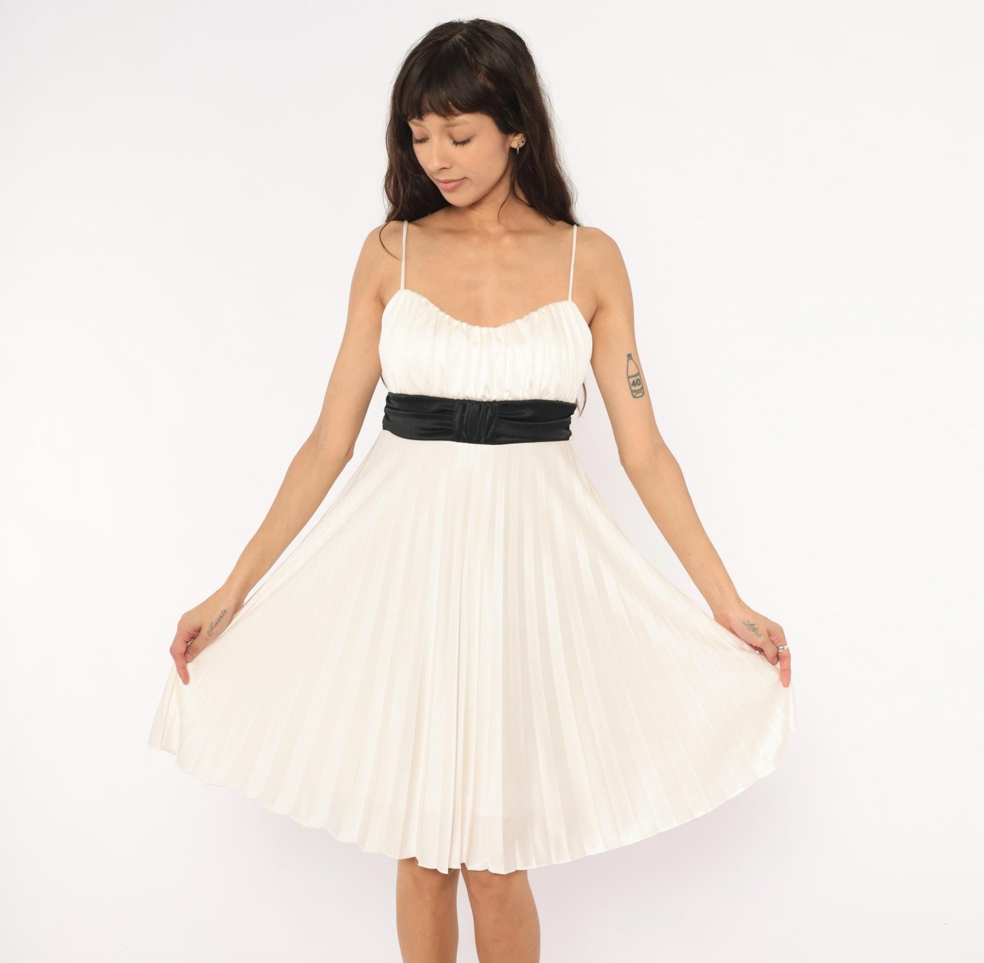 Y2K Charlotte Russe Pleated Babydoll Dress Ivory Large – Shopexile
