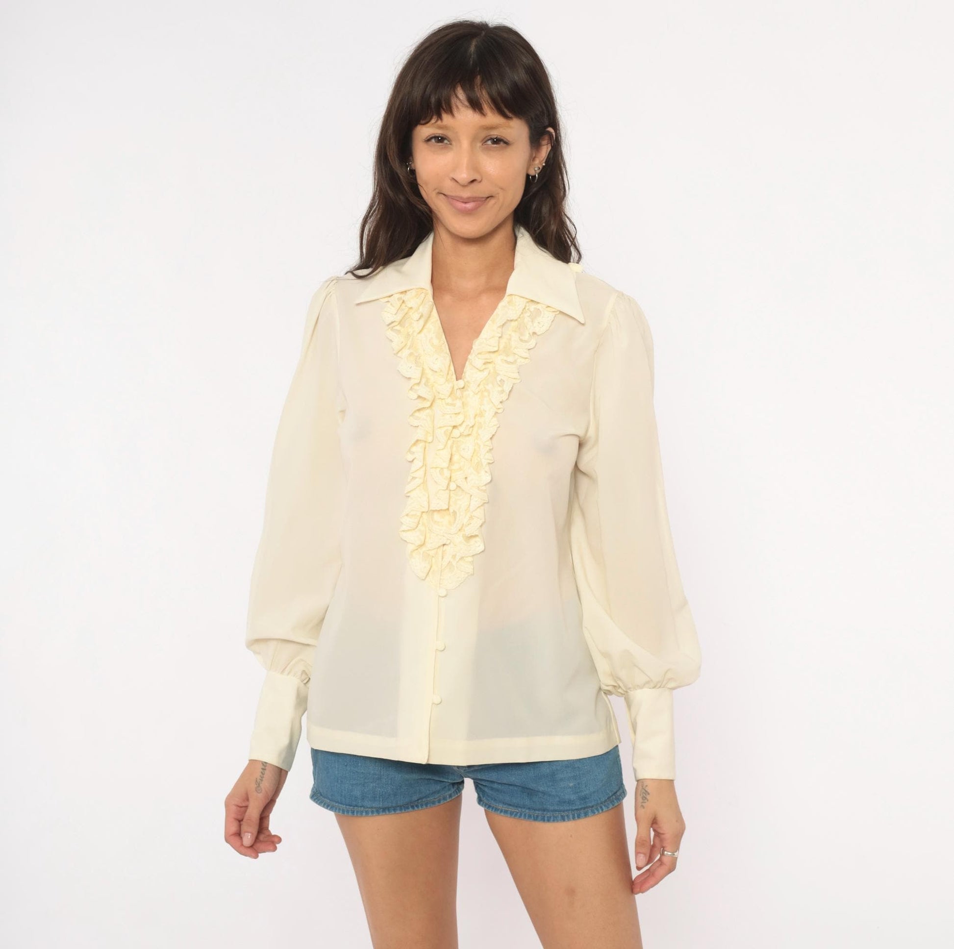70s Lee Mar Cream Lace Ruffle Blouse Button Front Bishop Sleeve Medium