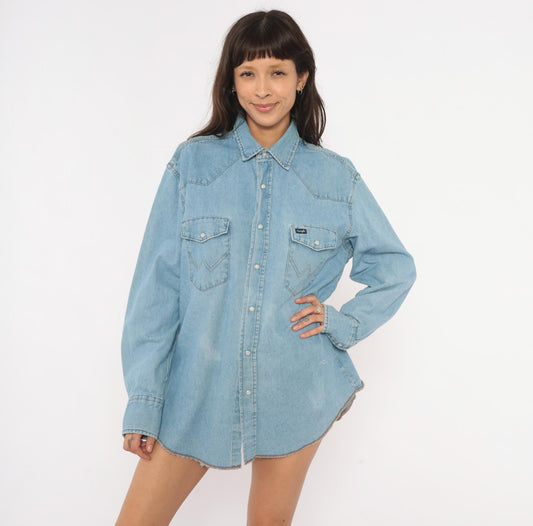 90s Wrangler Western Denim Shirt Pearl Snap Light Blue Cotton Large L