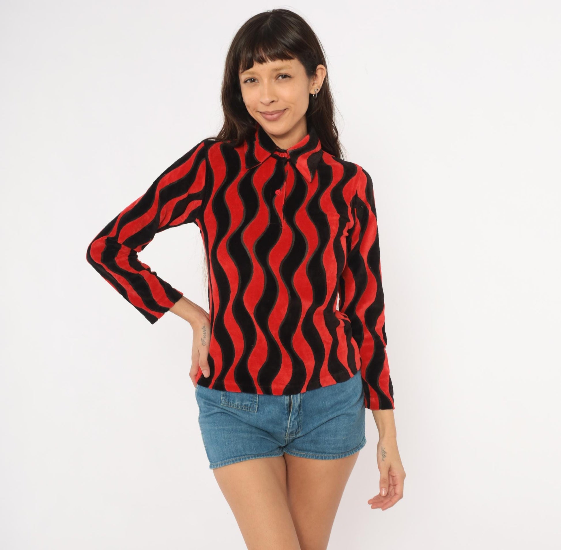 Y2K Psychedelic Wave Collared Shirt Red Black Wavy Stripe Long Sleeve Extra Small