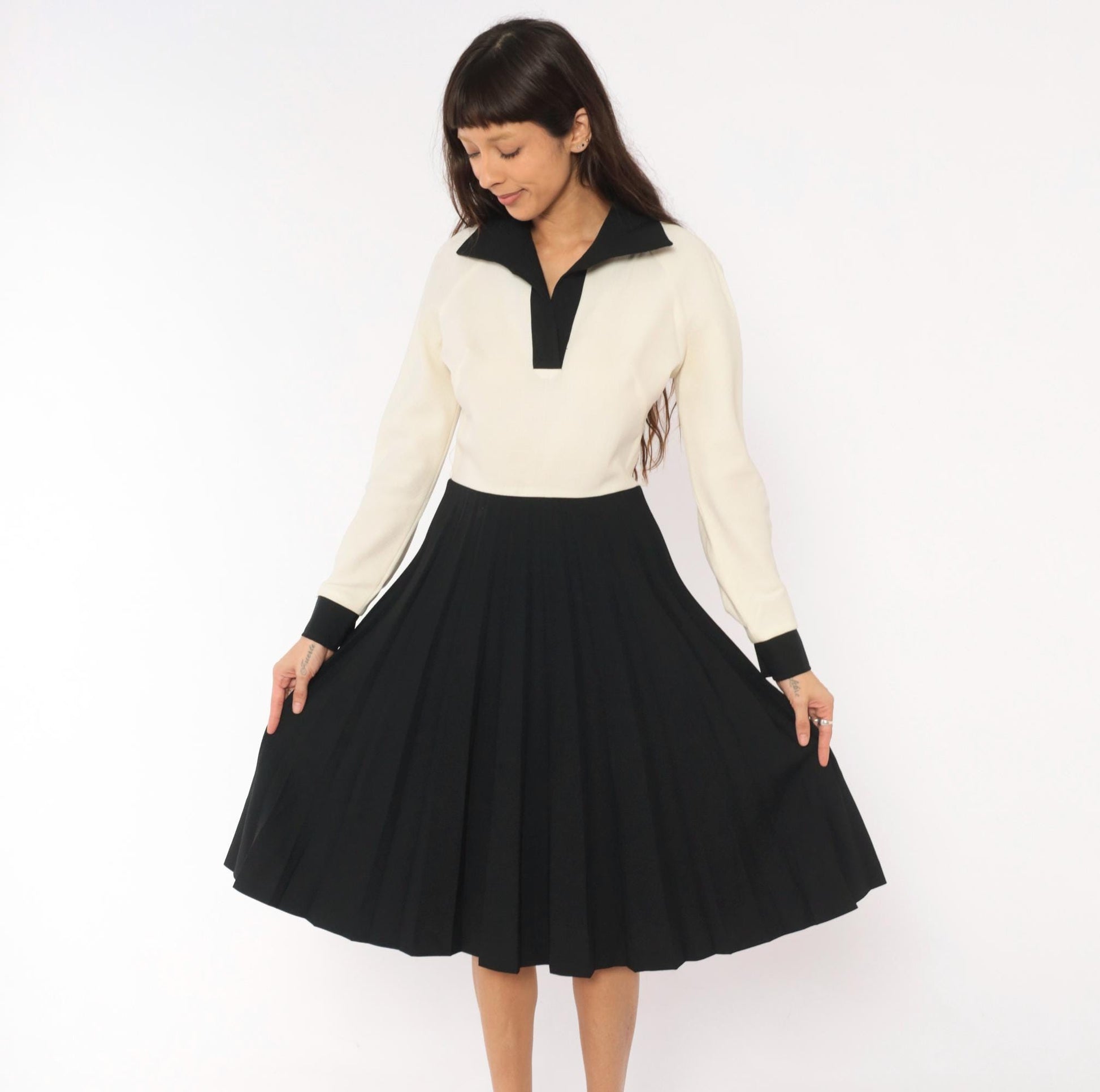 70s Herman Marcus Cream Black Colorblock Polo Dress Knee Length Small